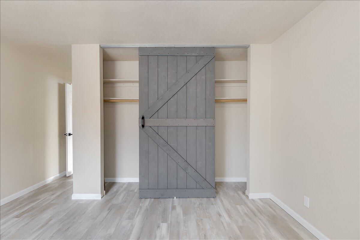 4815 PLATINUM Loop NE