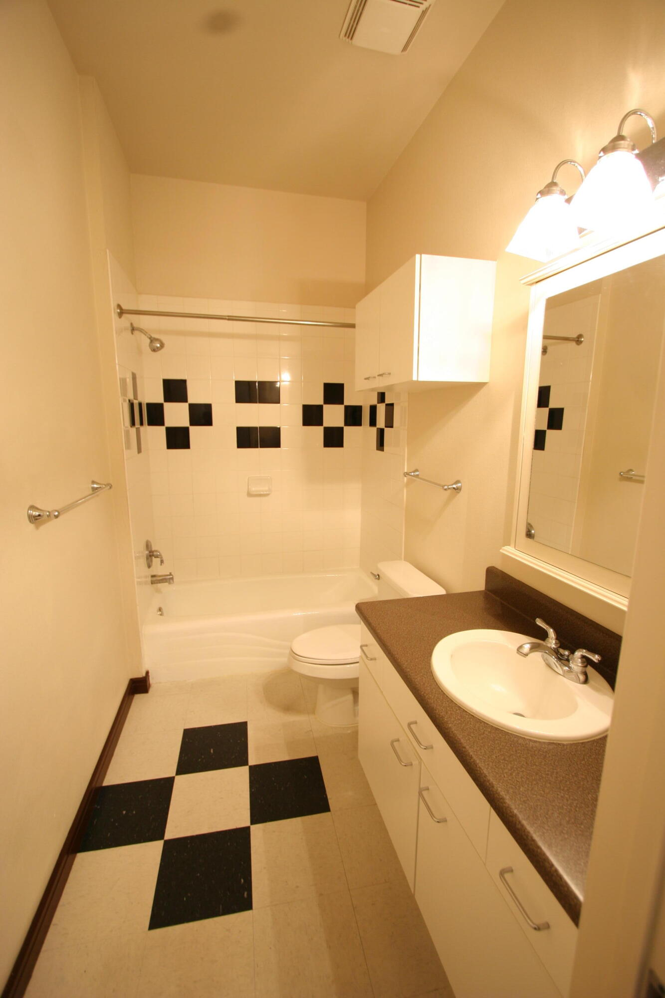 301 CENTRAL Avenue NE 105
