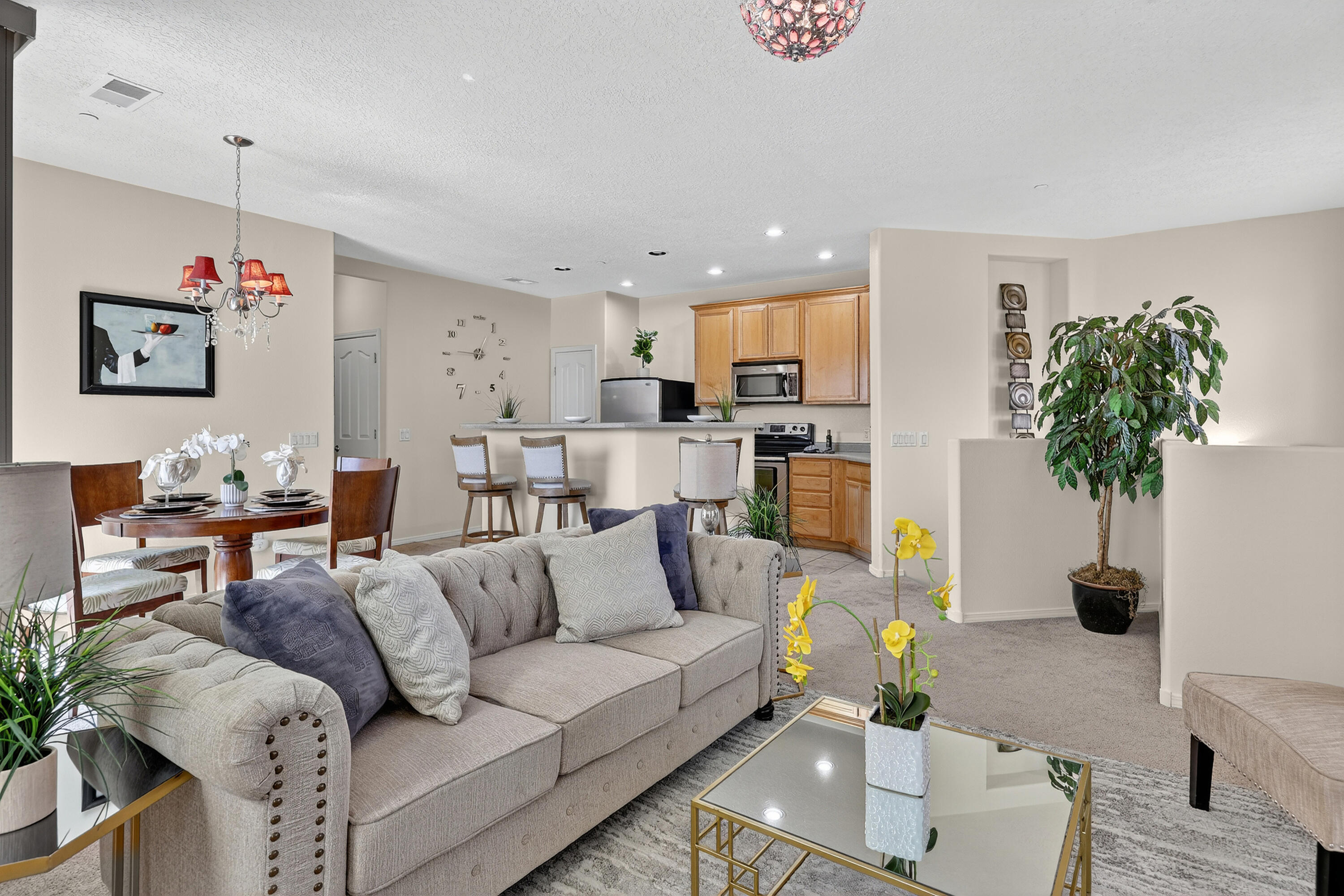 601 Menaul Boulevard NE 2106