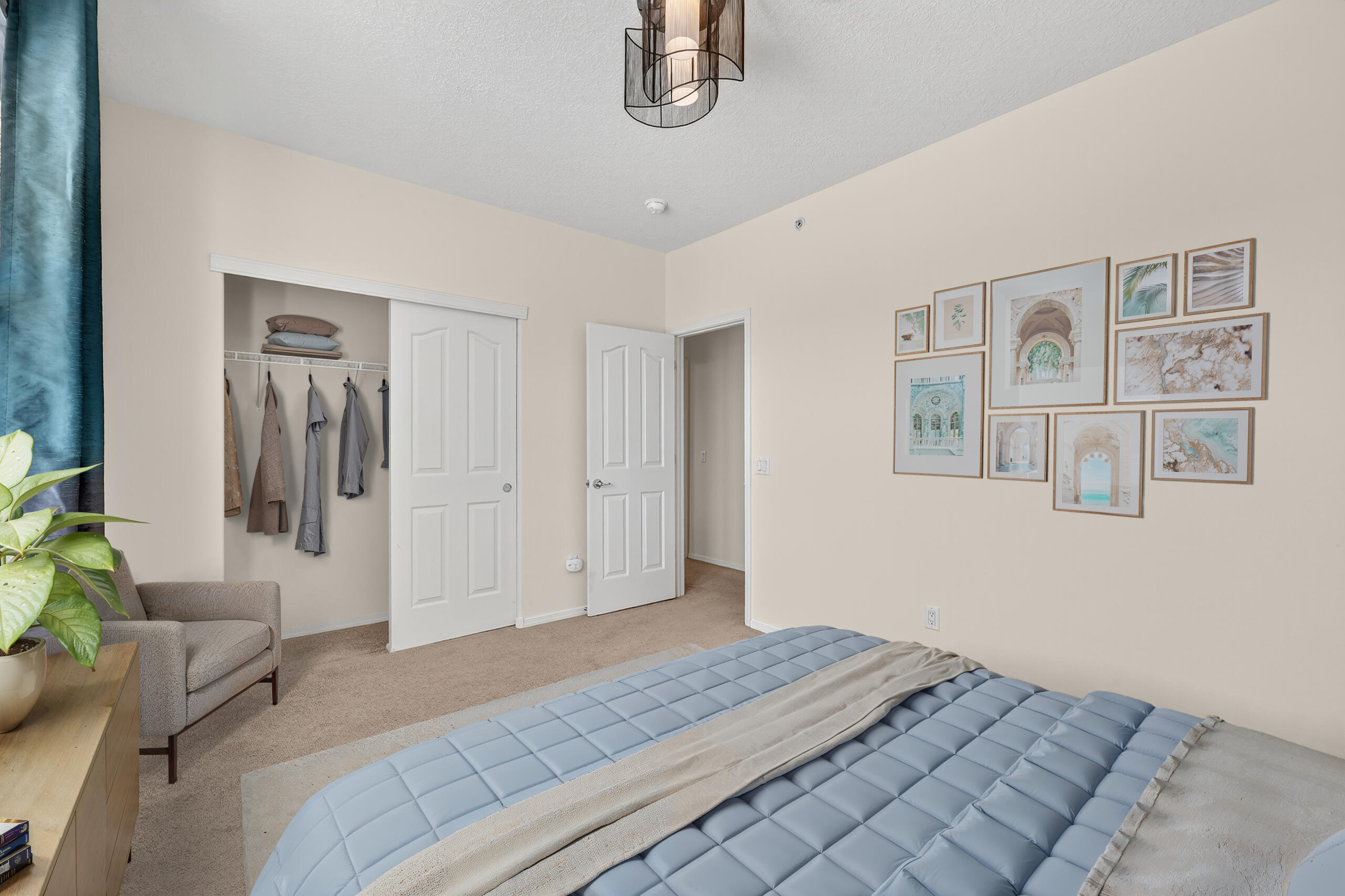 601 Menaul Boulevard NE 2106