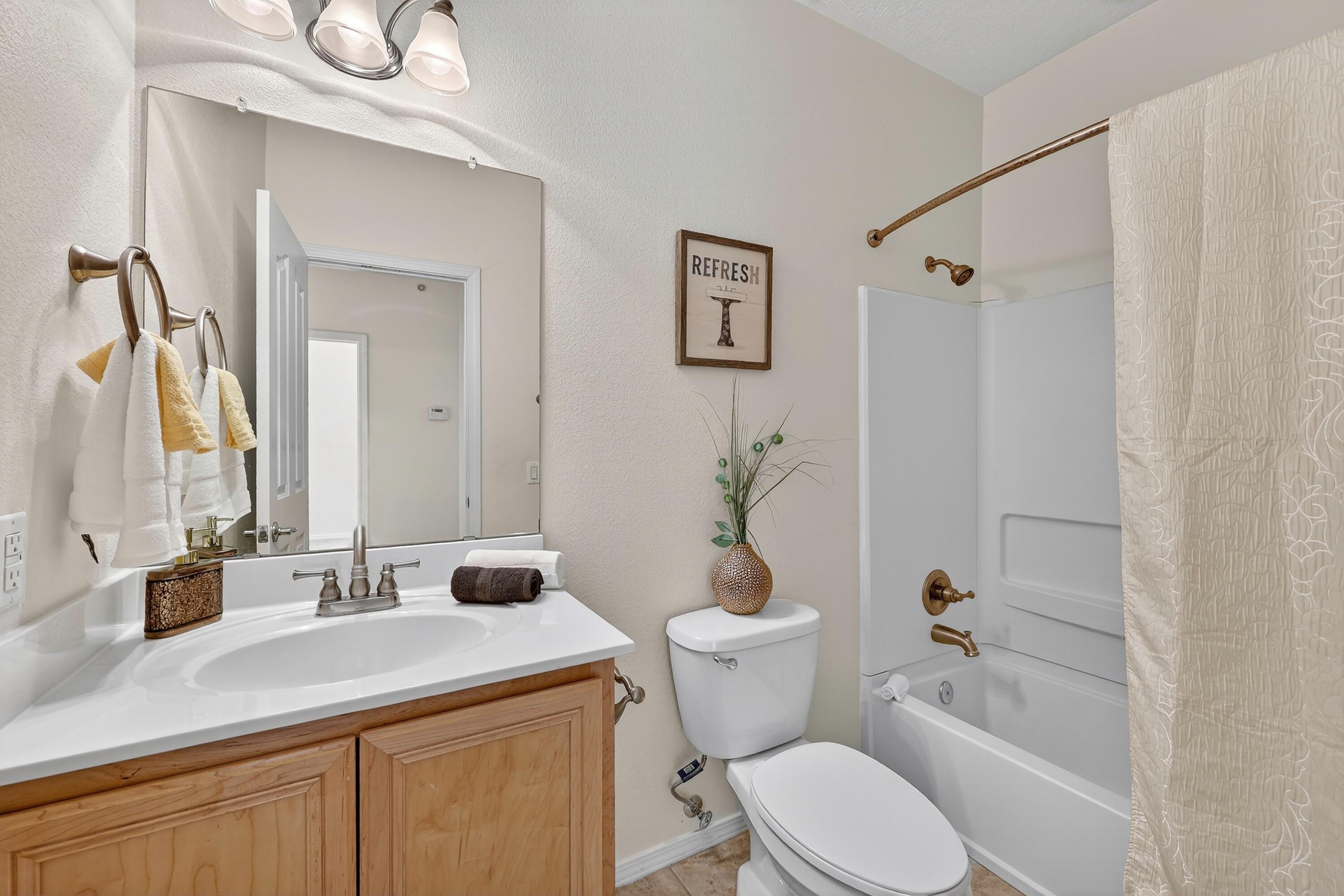 601 Menaul Boulevard NE 2106