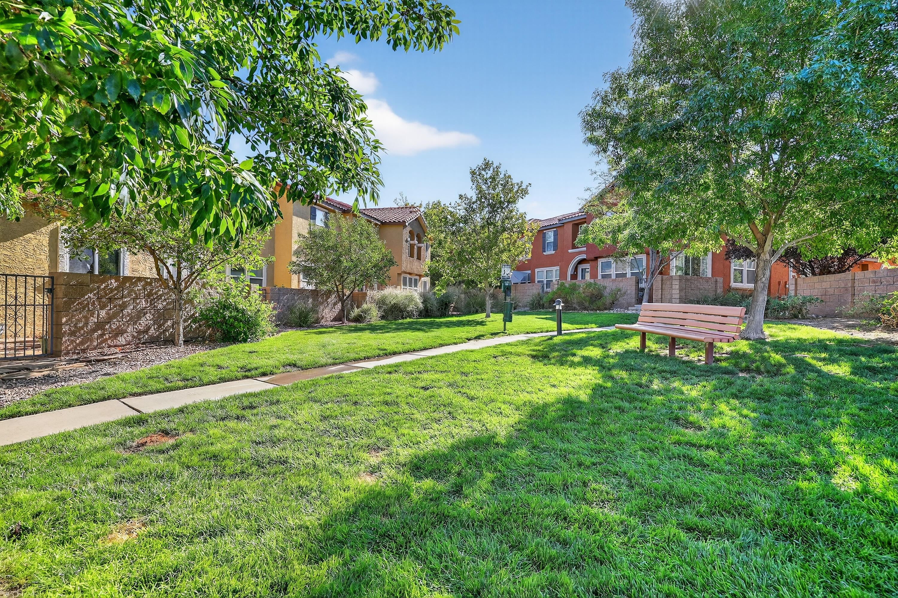 601 Menaul Boulevard NE 2106