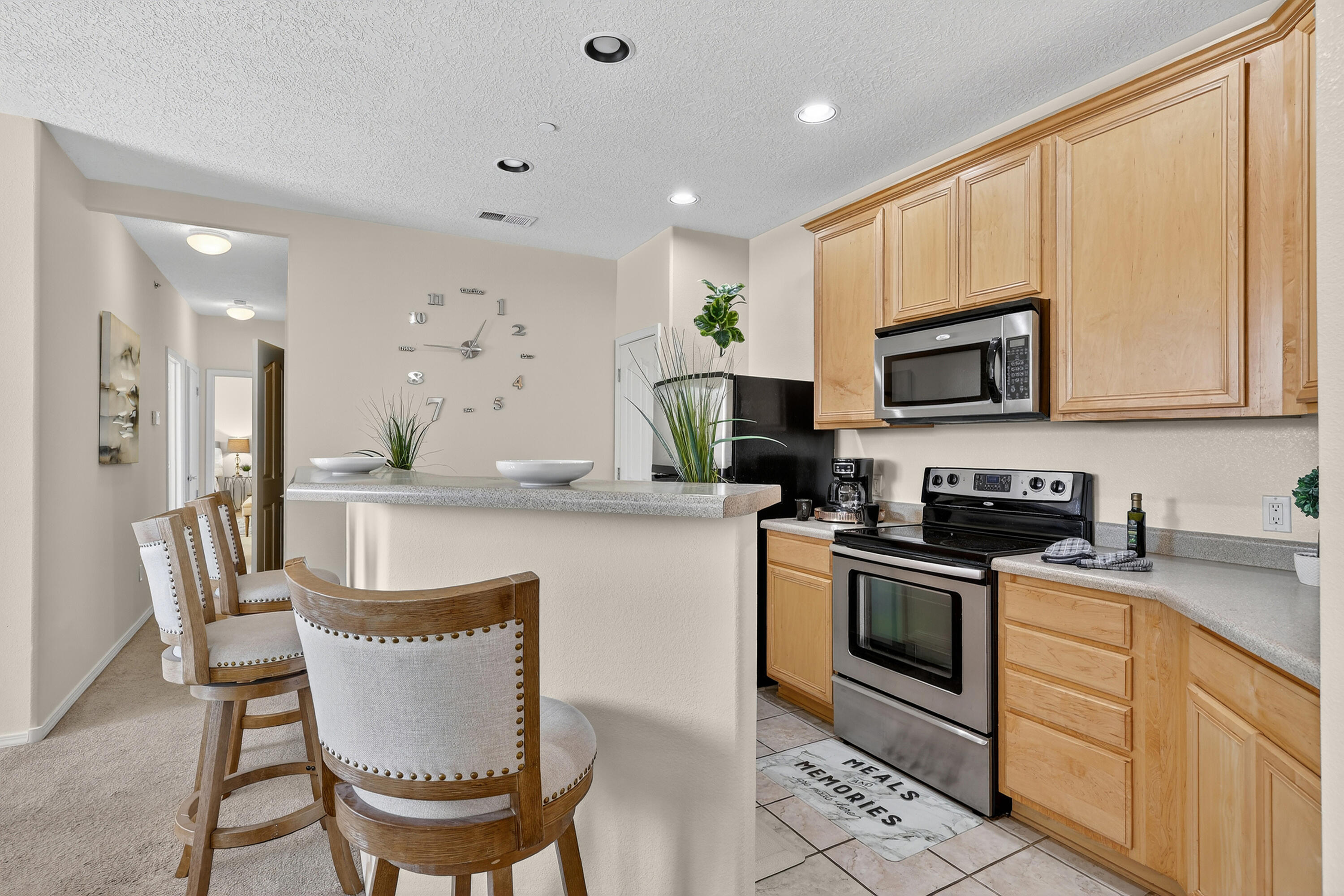 601 Menaul Boulevard NE 2106