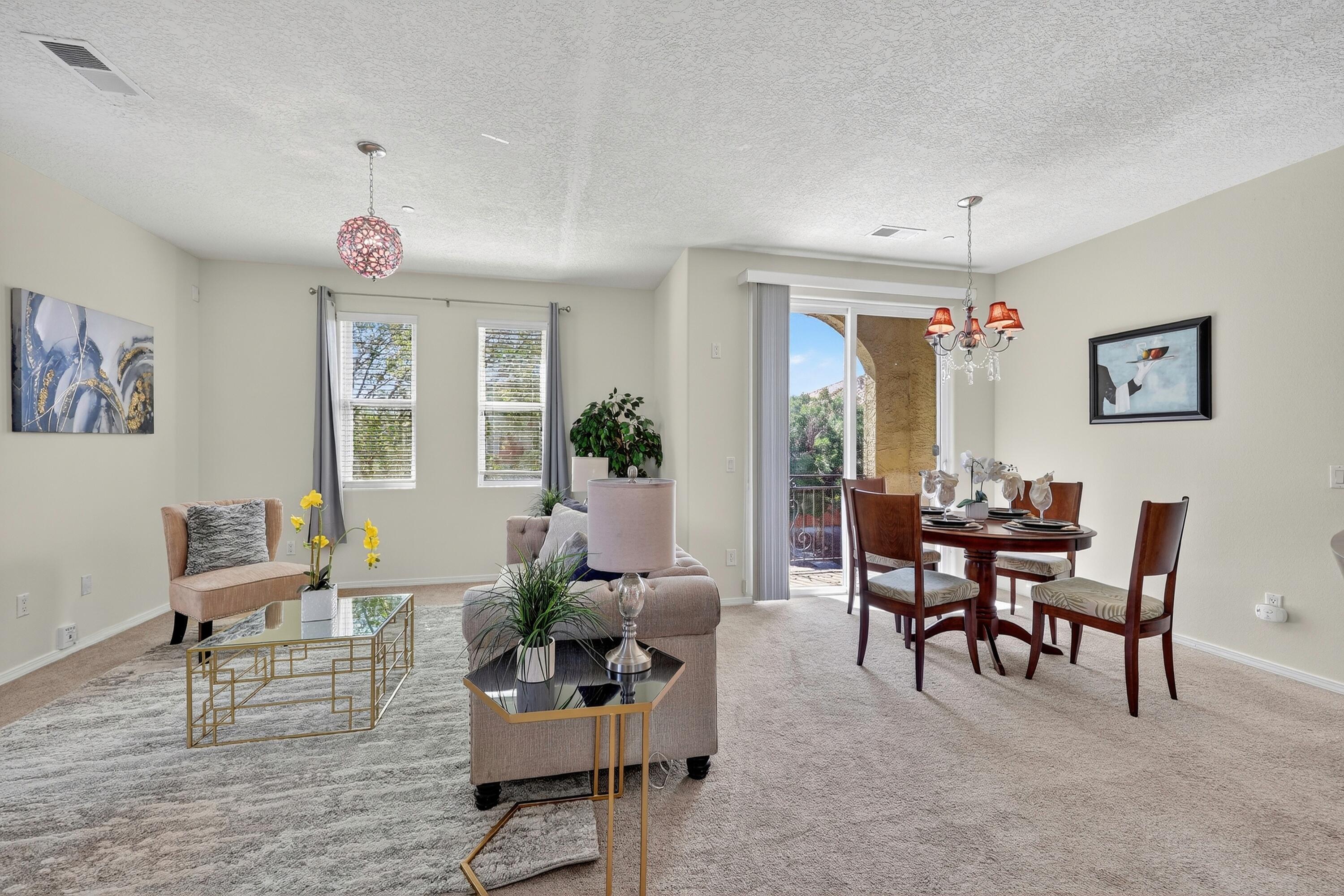 601 Menaul Boulevard NE 2106