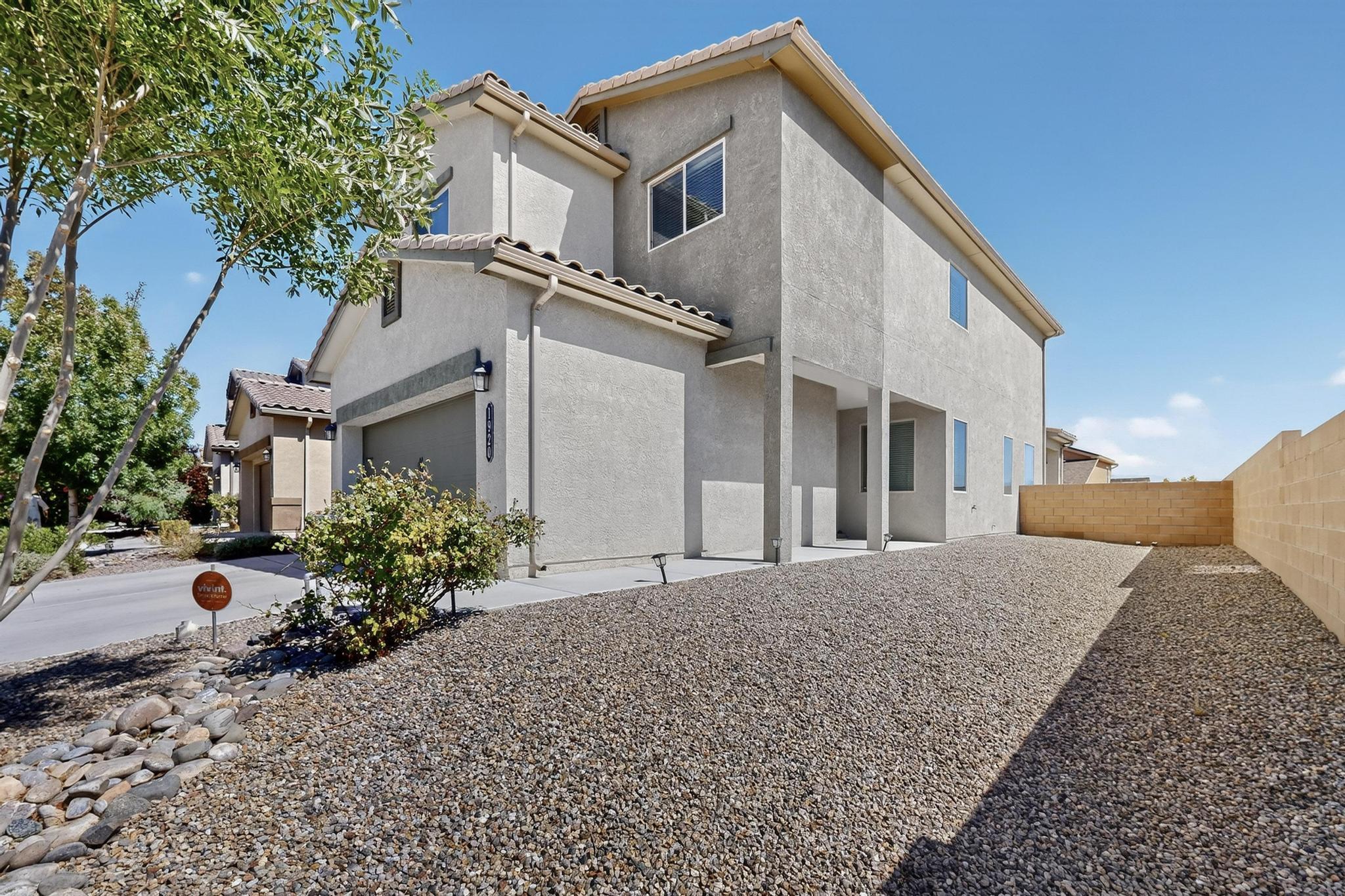 1920 SUMMER BREEZE Drive NW