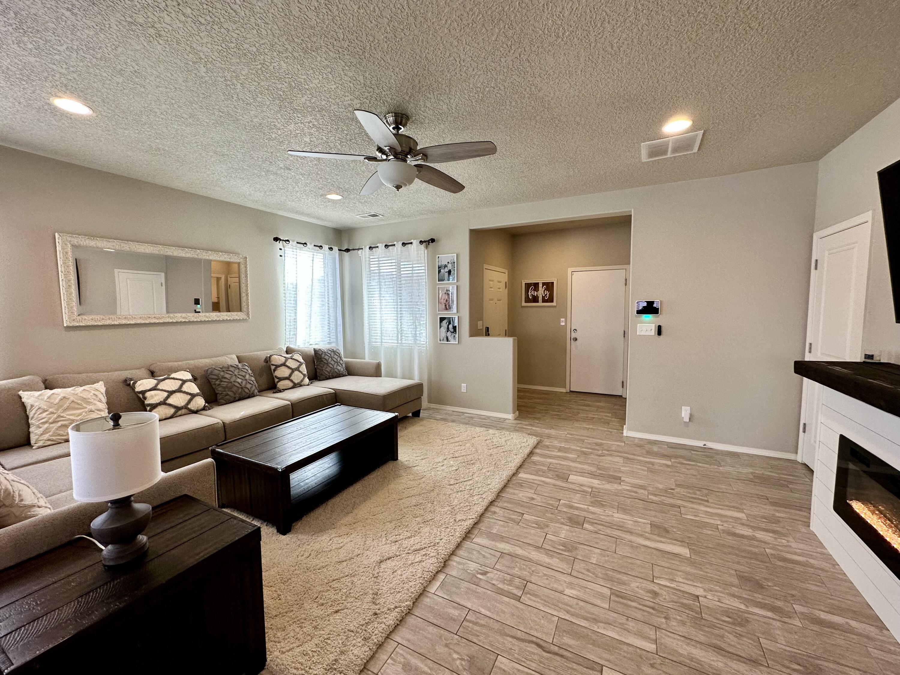 1920 SUMMER BREEZE Drive NW