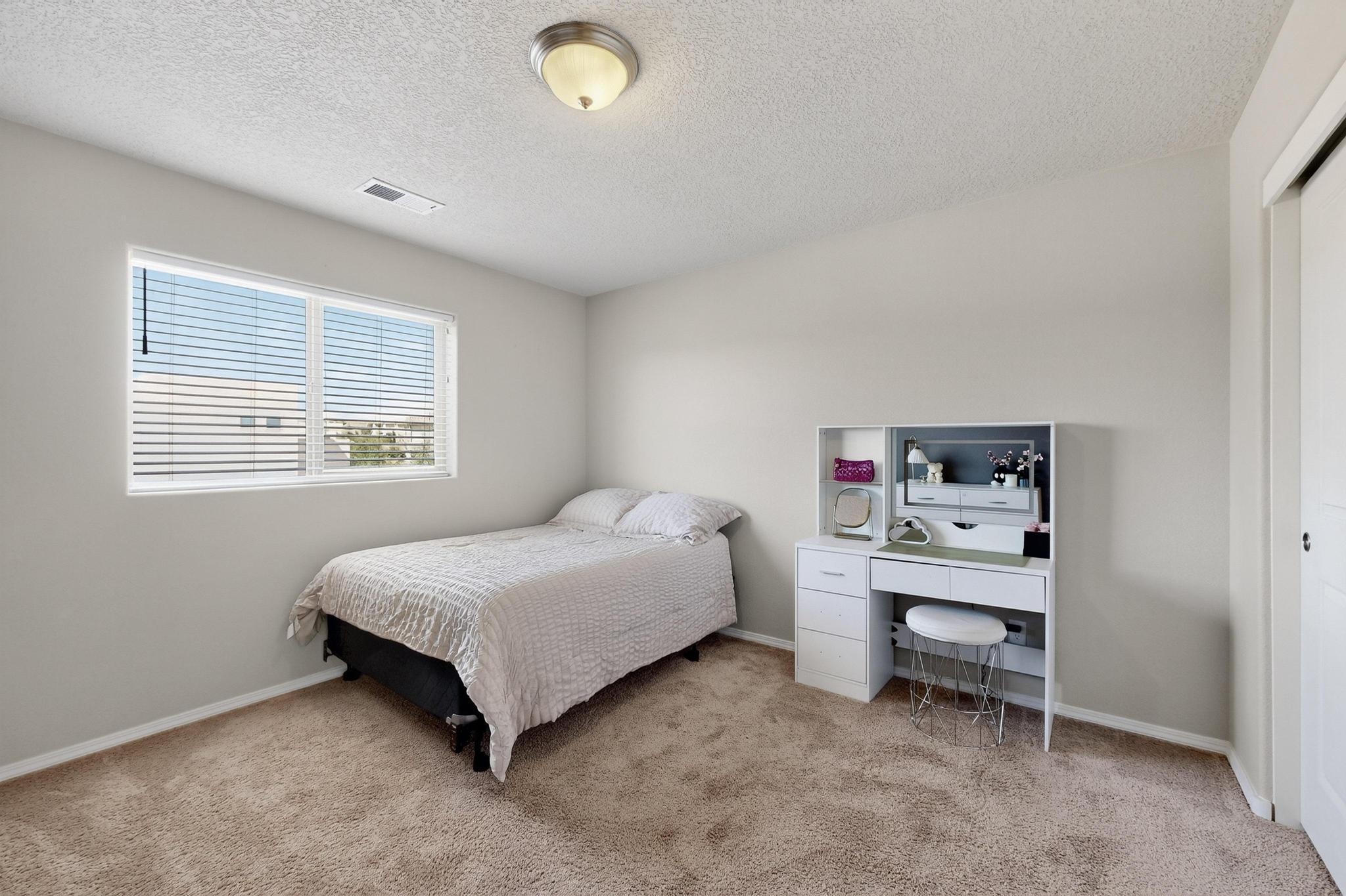 1920 SUMMER BREEZE Drive NW
