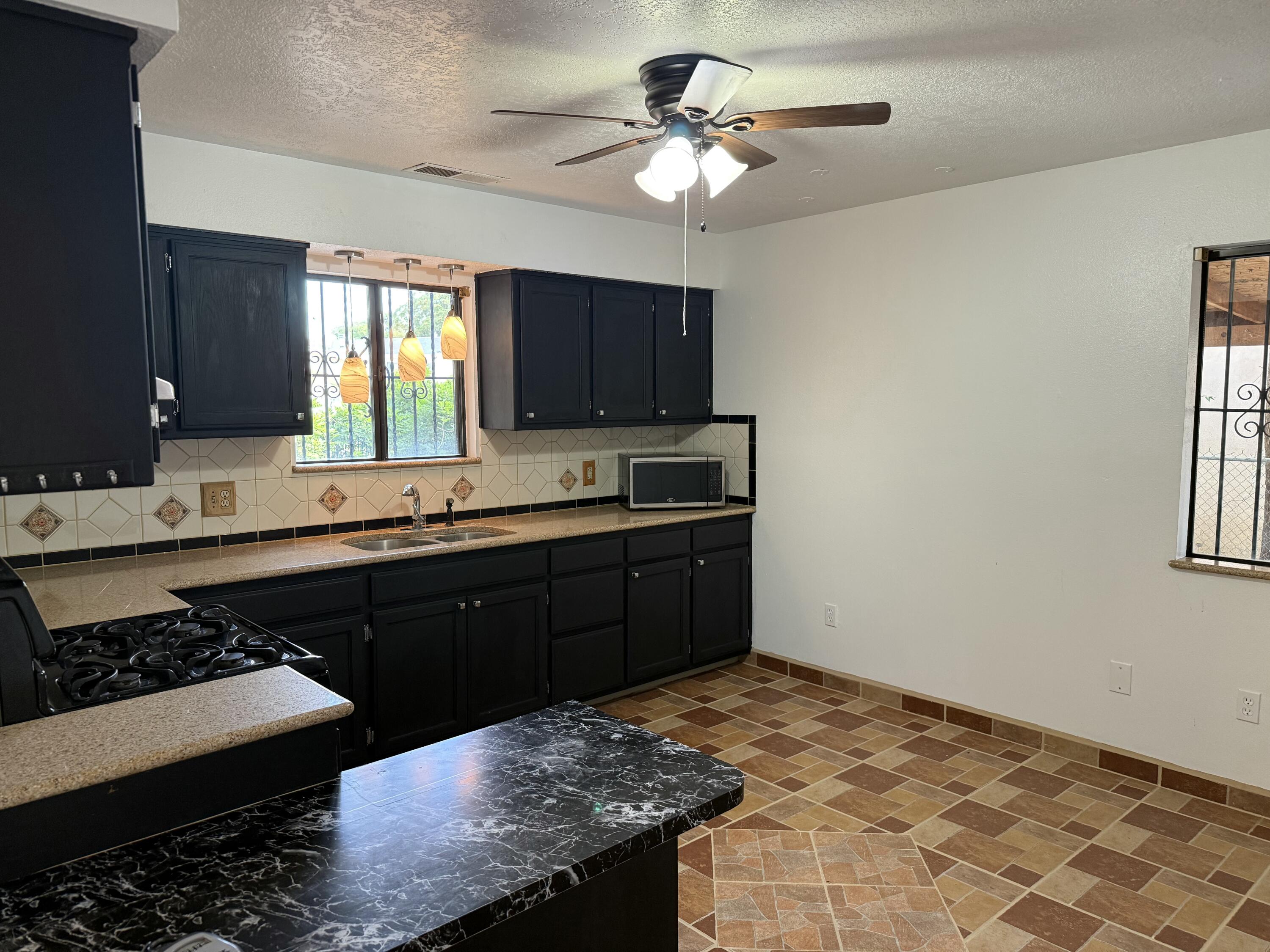 224 KATHRYN Avenue SE