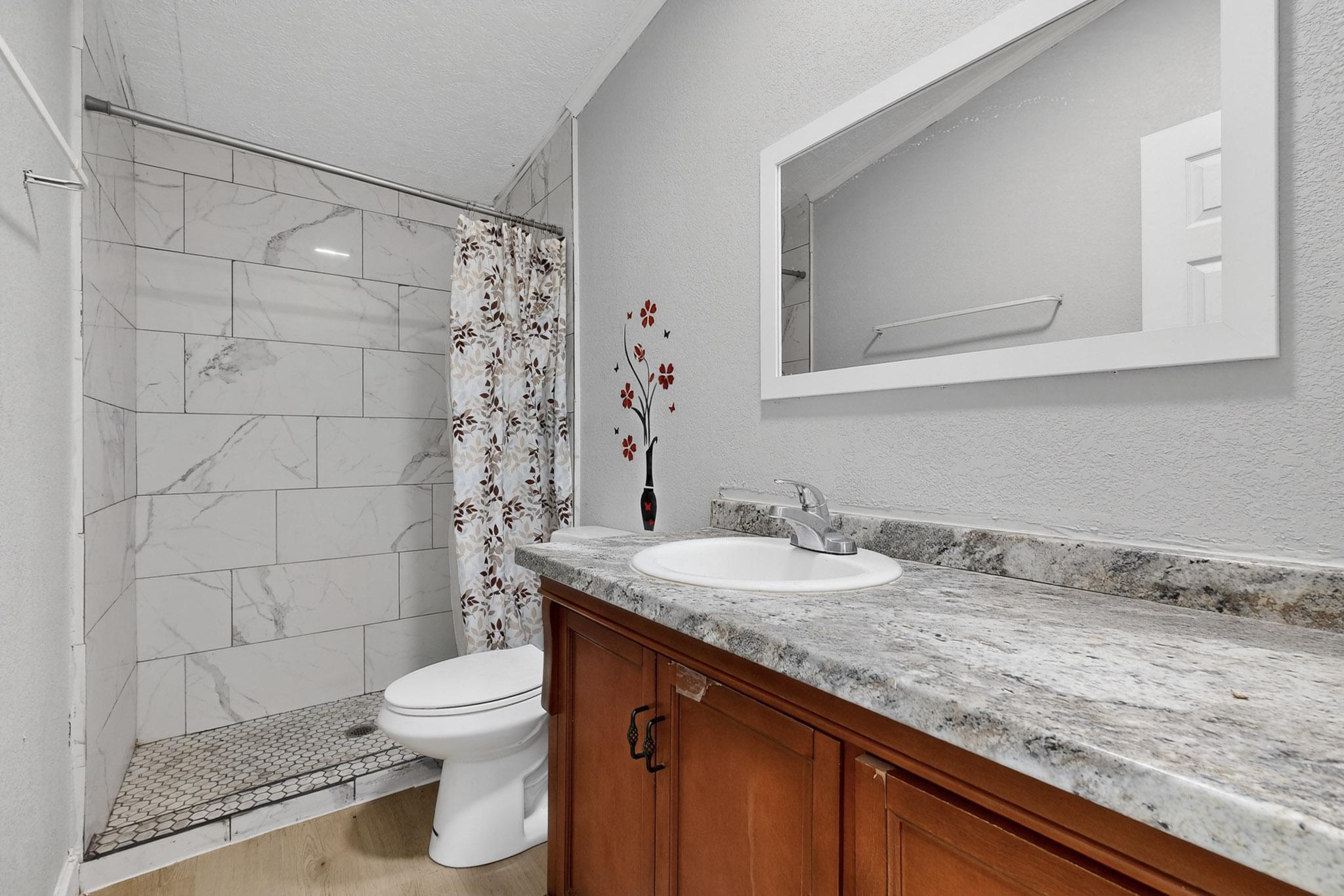 1152 LOS NARDOS Drive SE