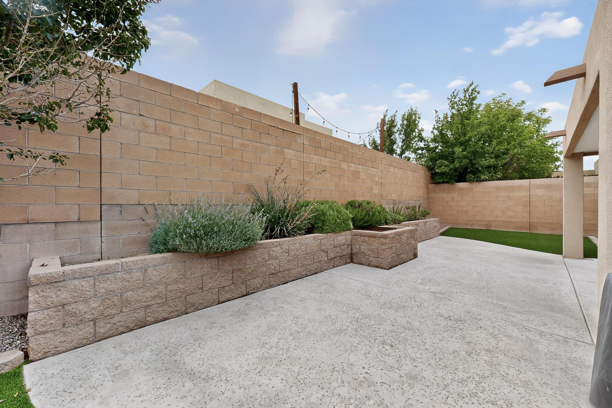 10923 SALTILLO Street NW