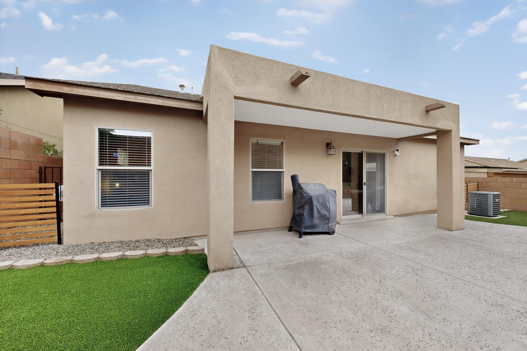 10923 SALTILLO Street NW