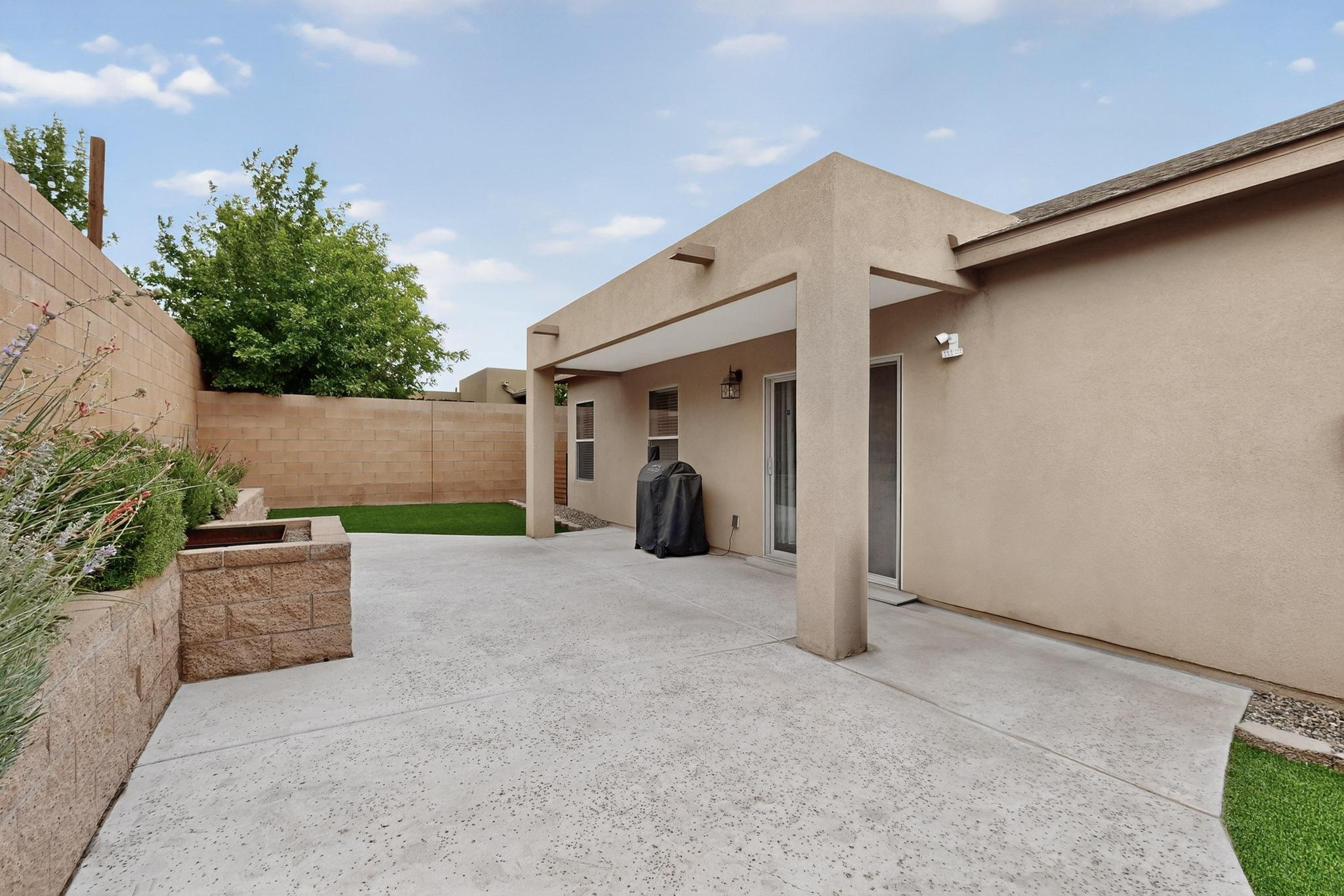 10923 SALTILLO Street NW