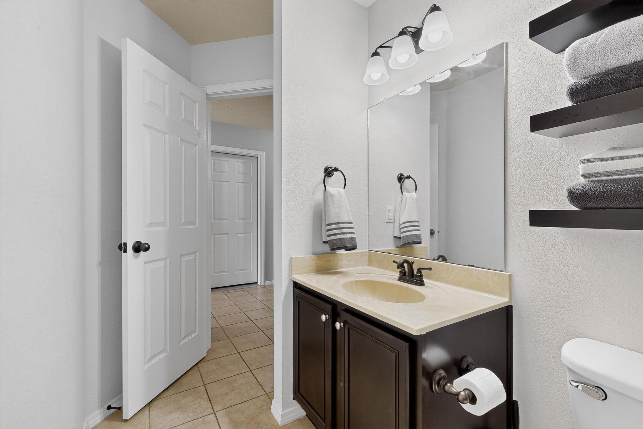 10923 SALTILLO Street NW