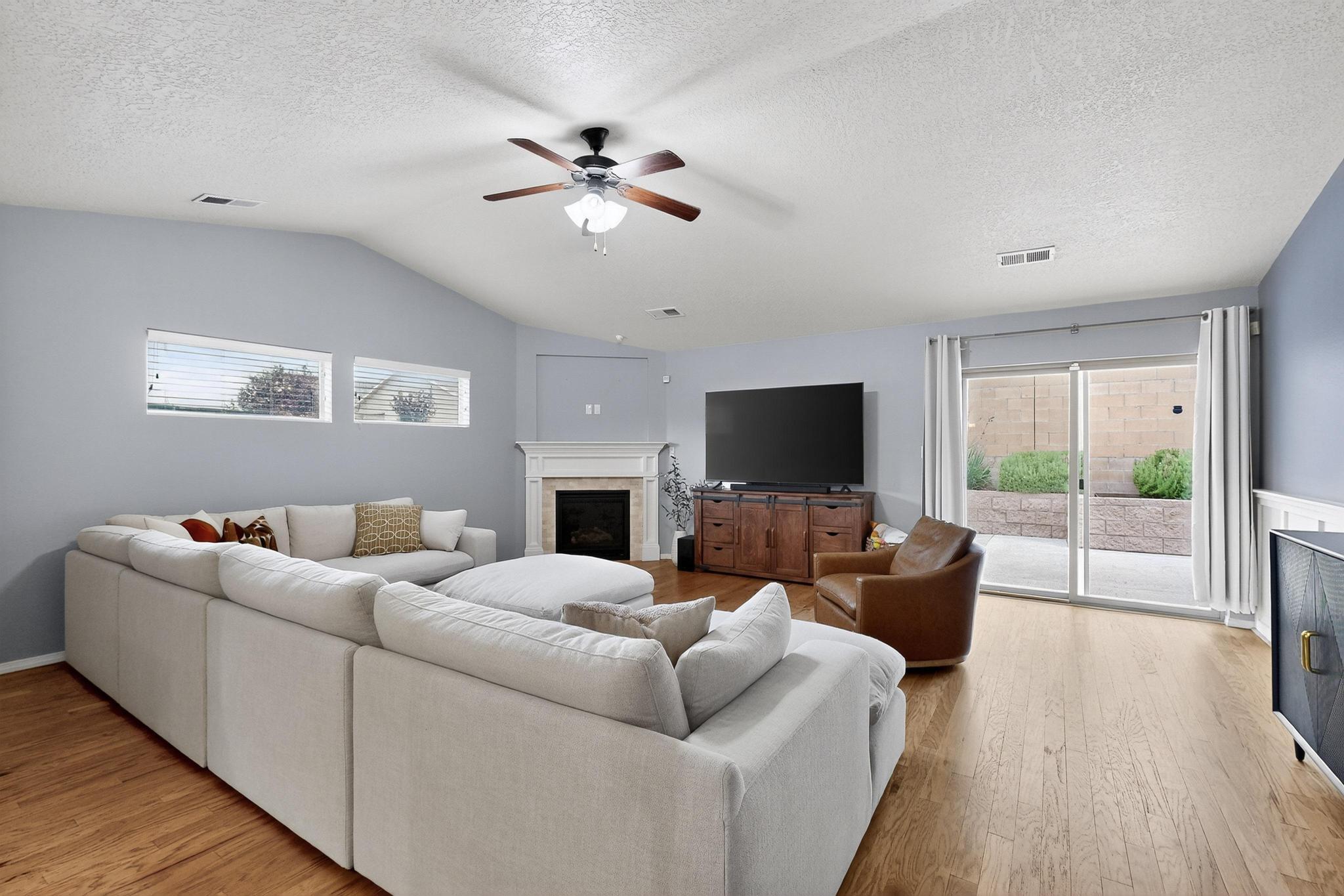 10923 SALTILLO Street NW