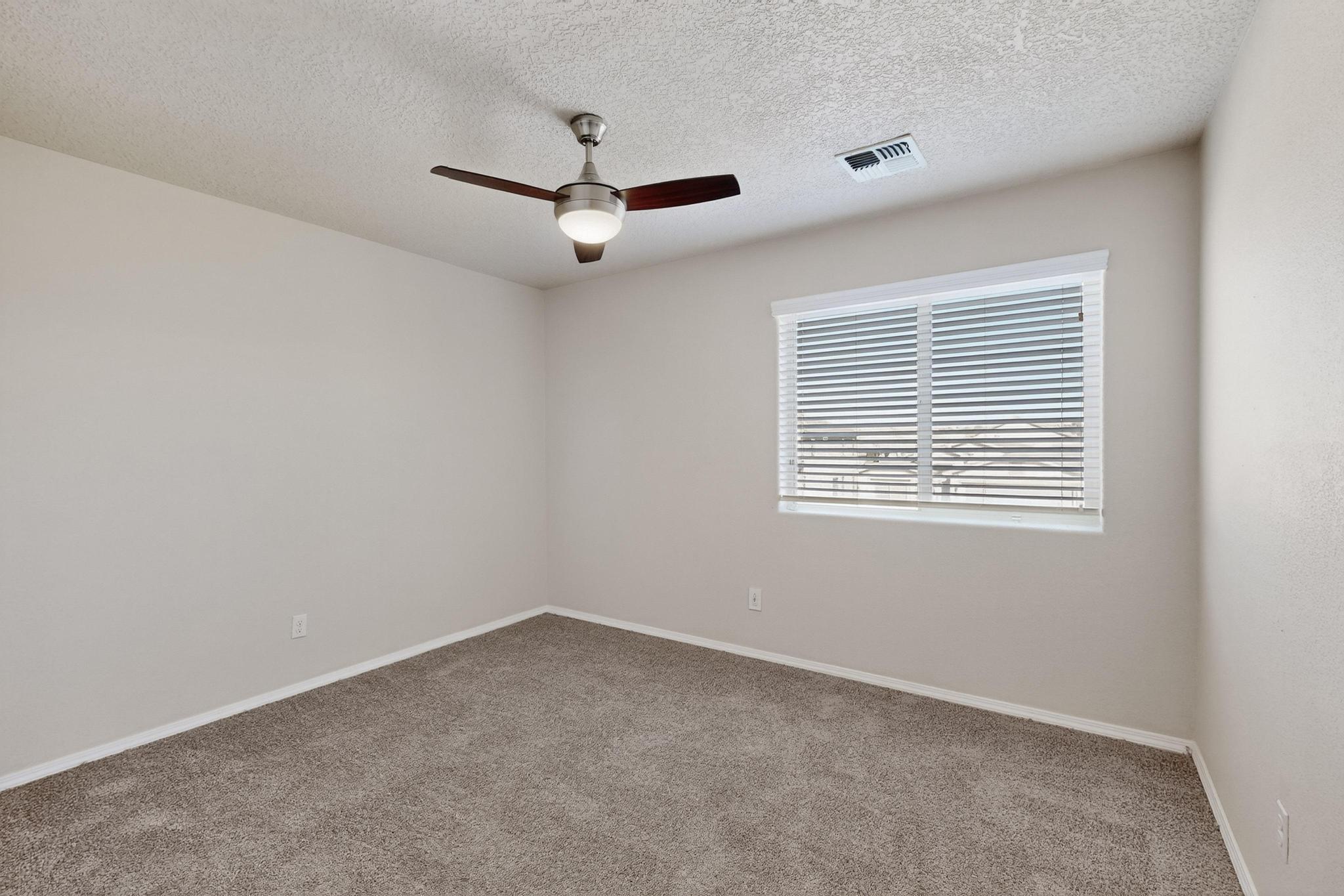 2800 CAMACHO Road SE