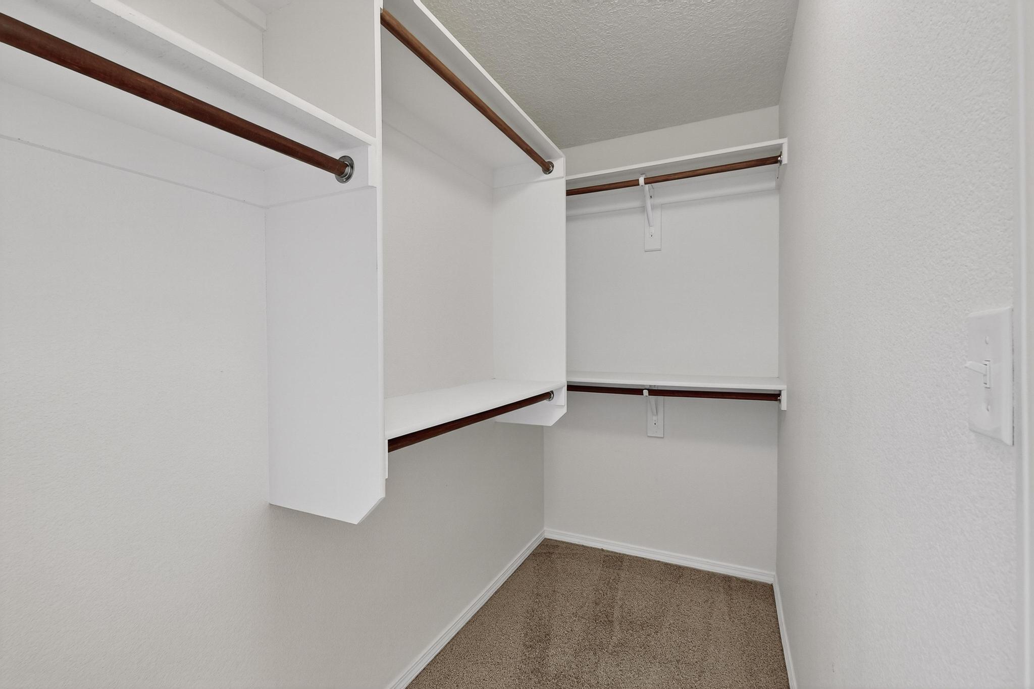 2800 CAMACHO Road SE