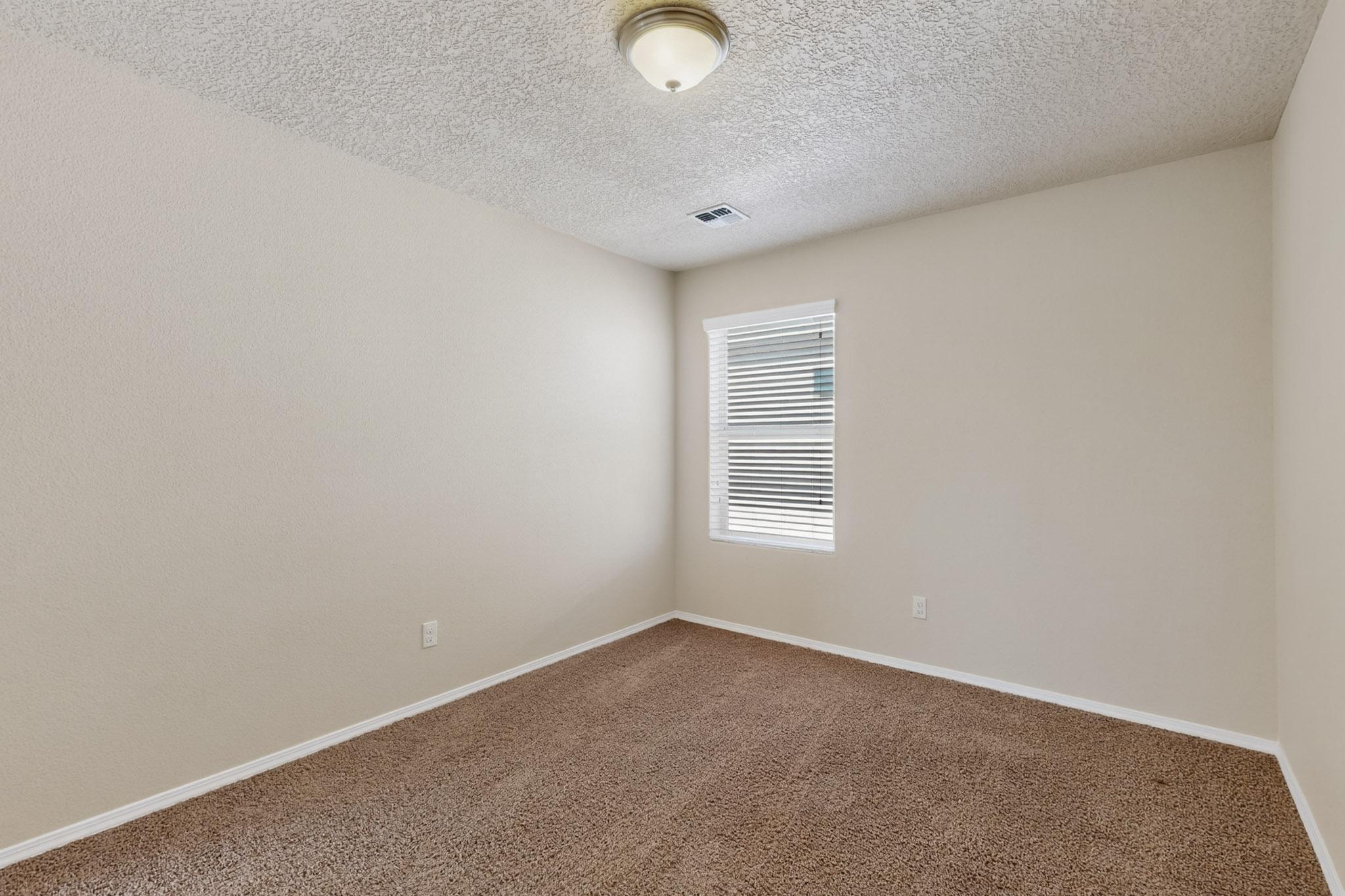 2800 CAMACHO Road SE