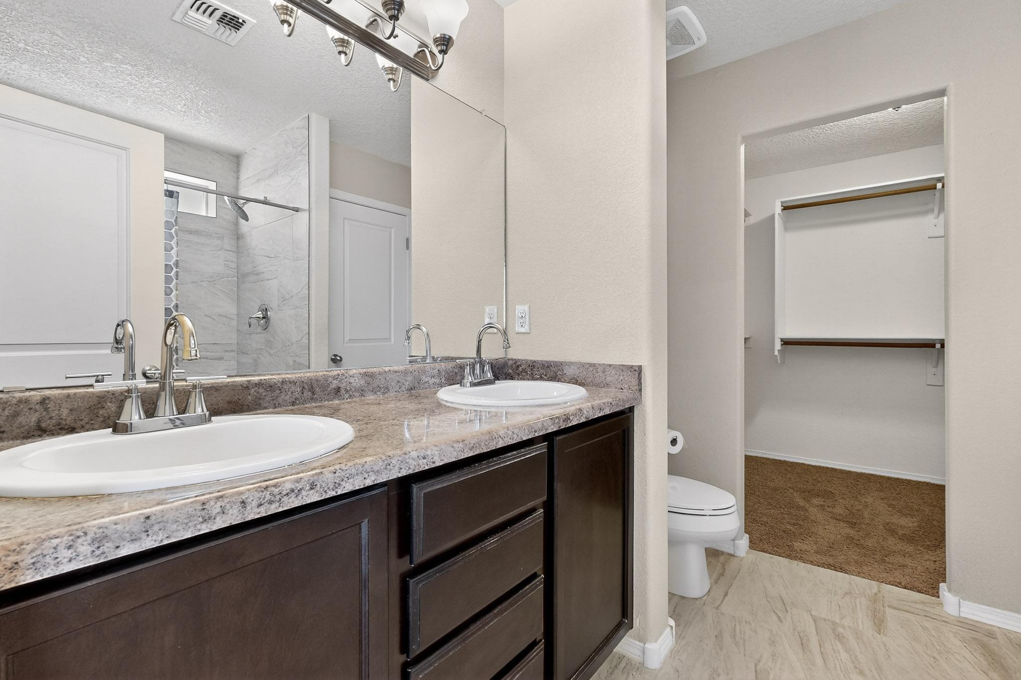 2800 CAMACHO Road SE