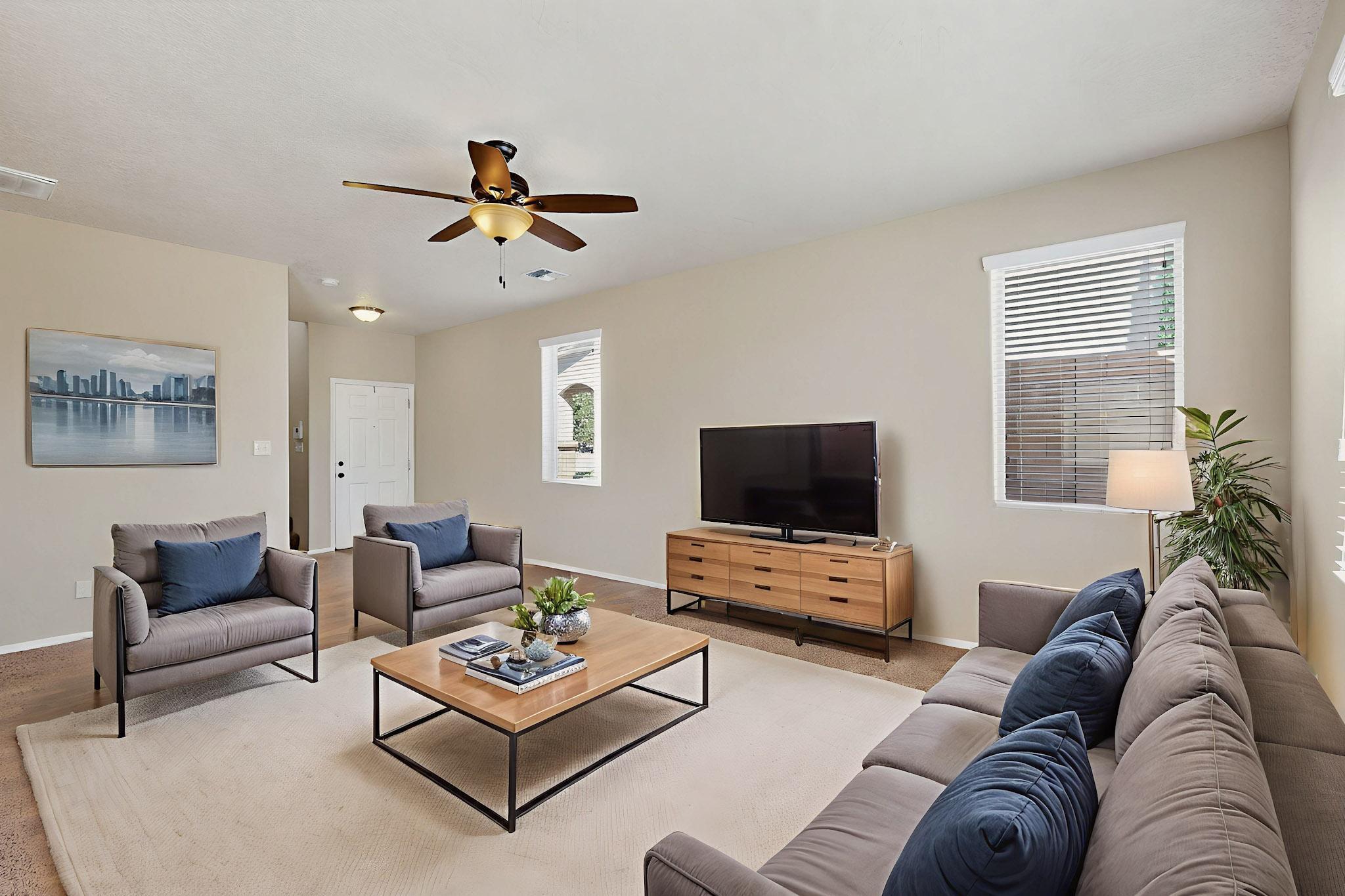 2800 CAMACHO Road SE