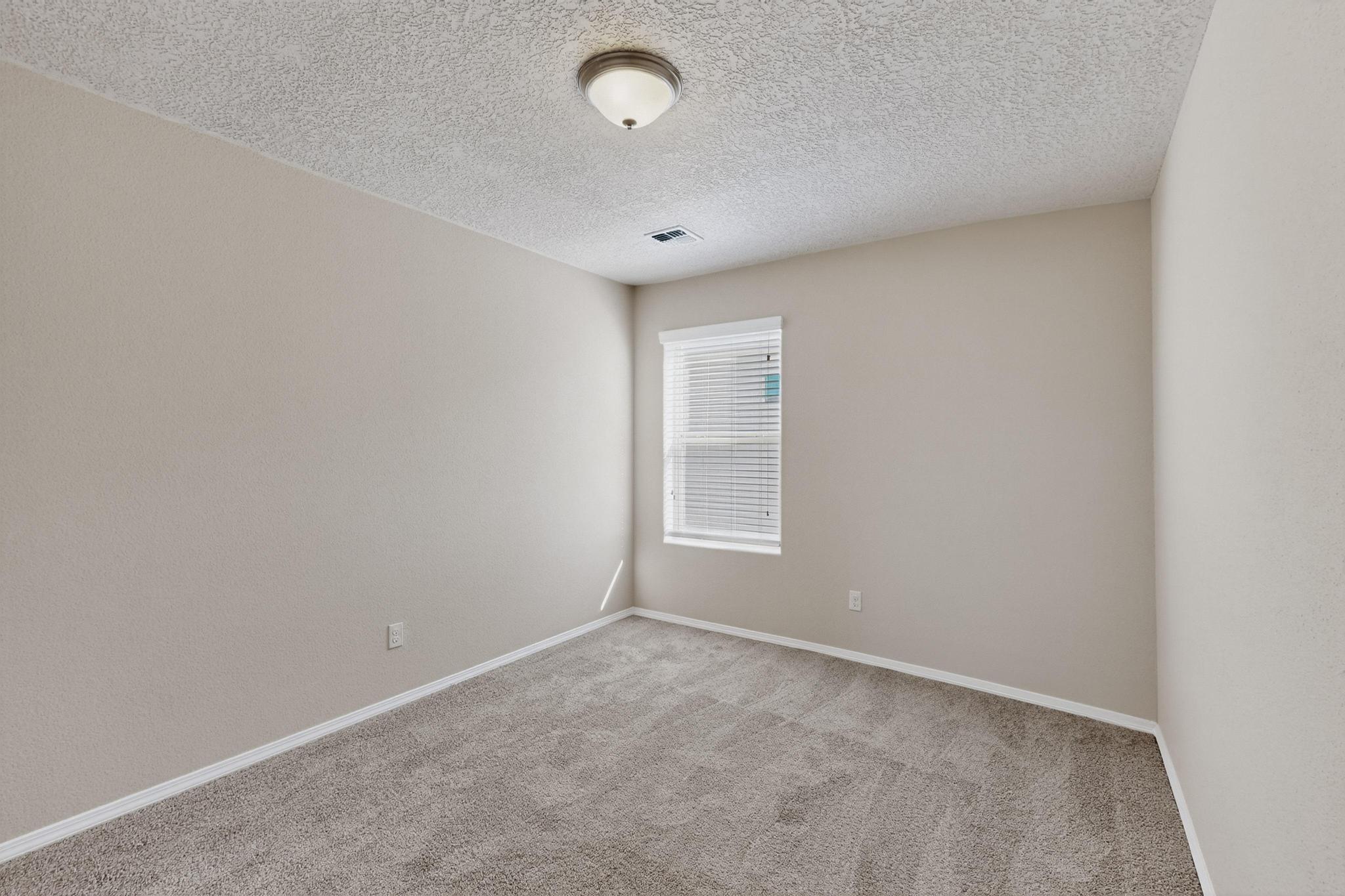 2800 CAMACHO Road SE