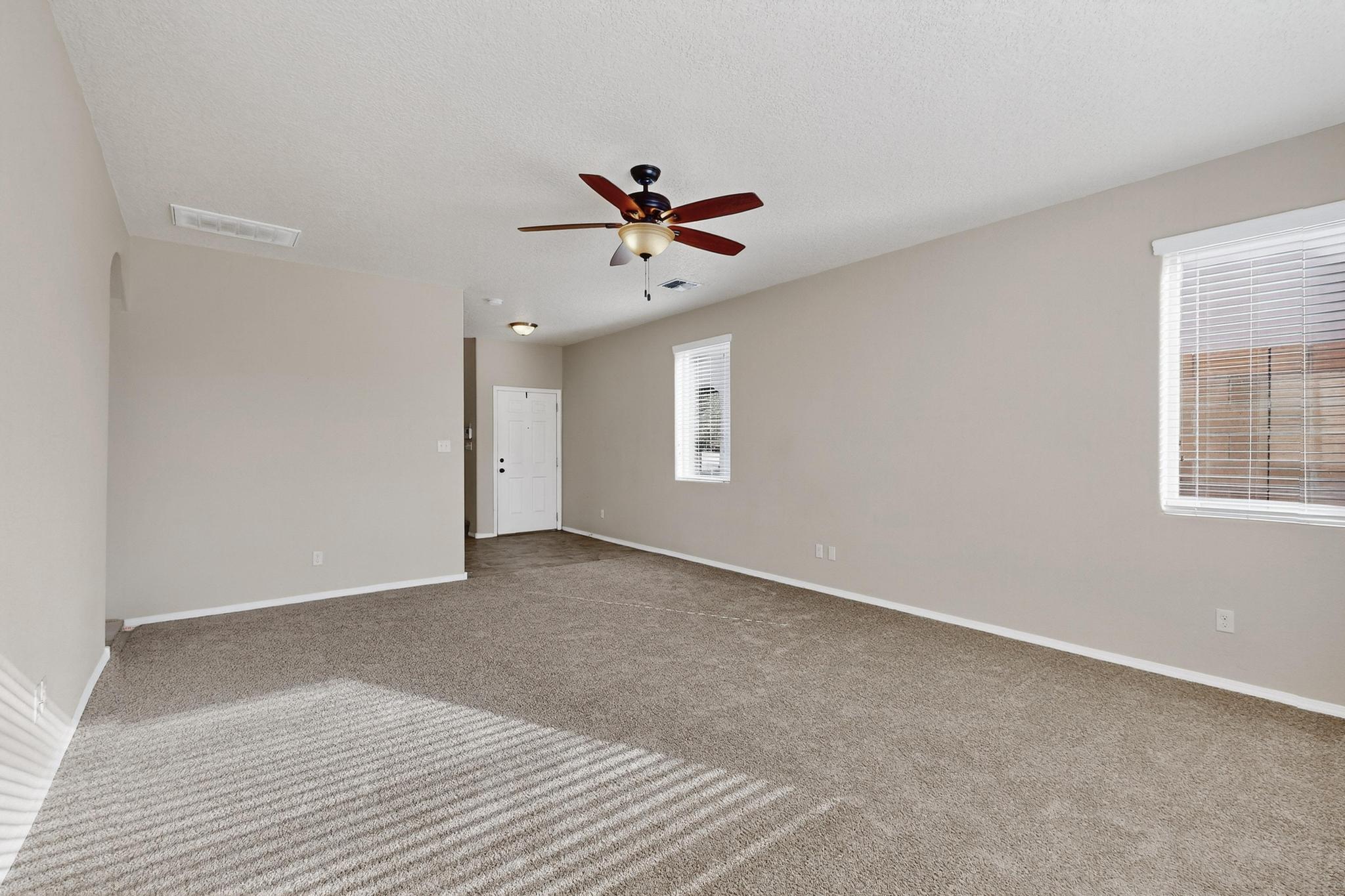 2800 CAMACHO Road SE