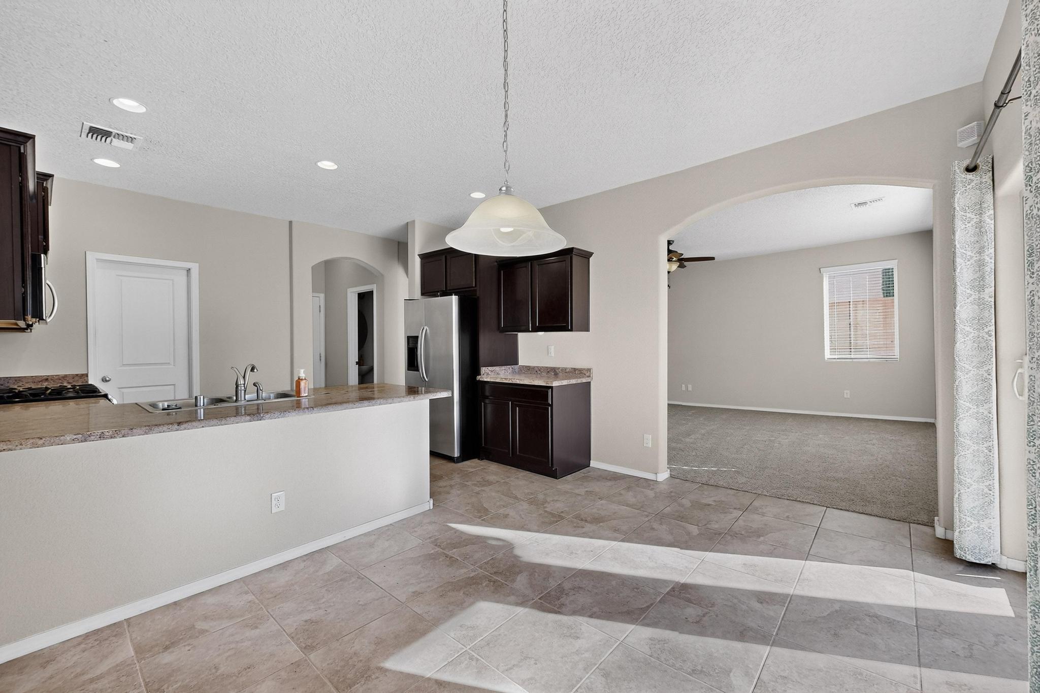 2800 CAMACHO Road SE