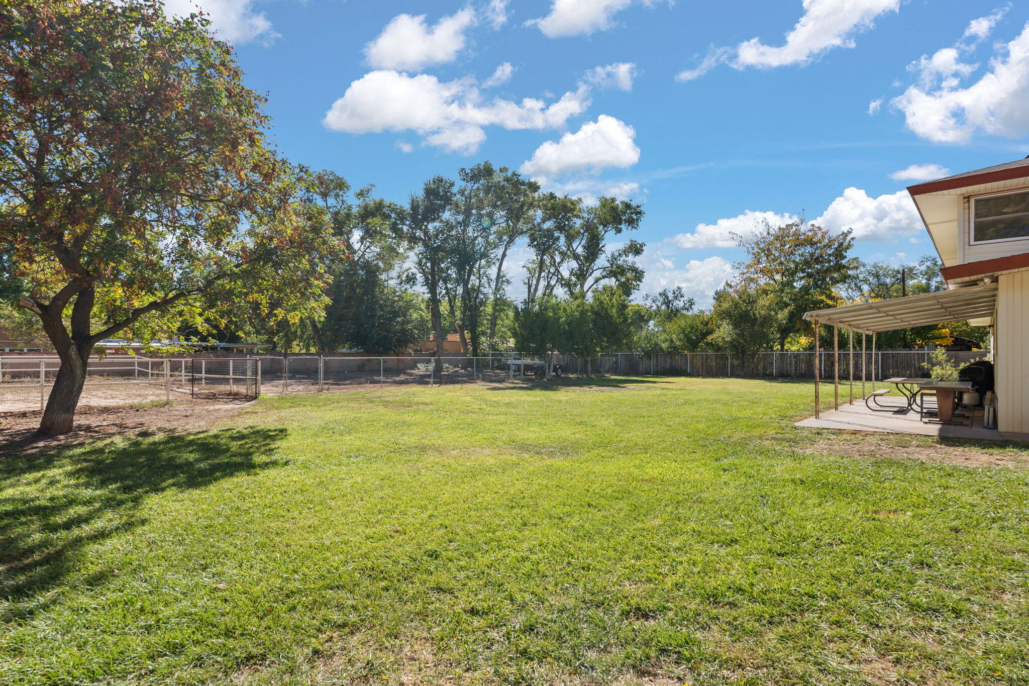 800 Pueblo Solano Road NW