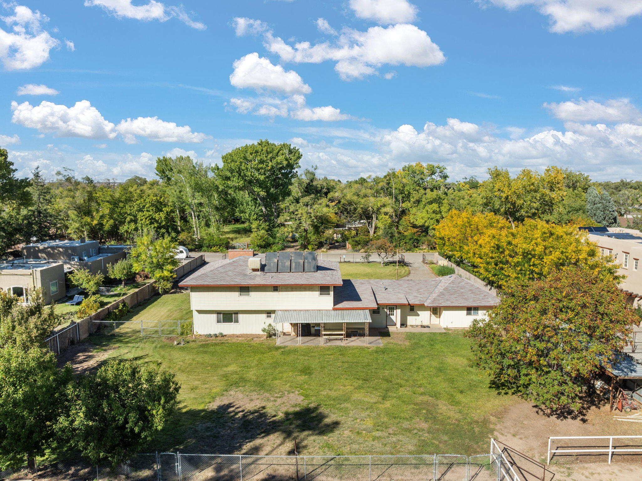 800 Pueblo Solano Road NW