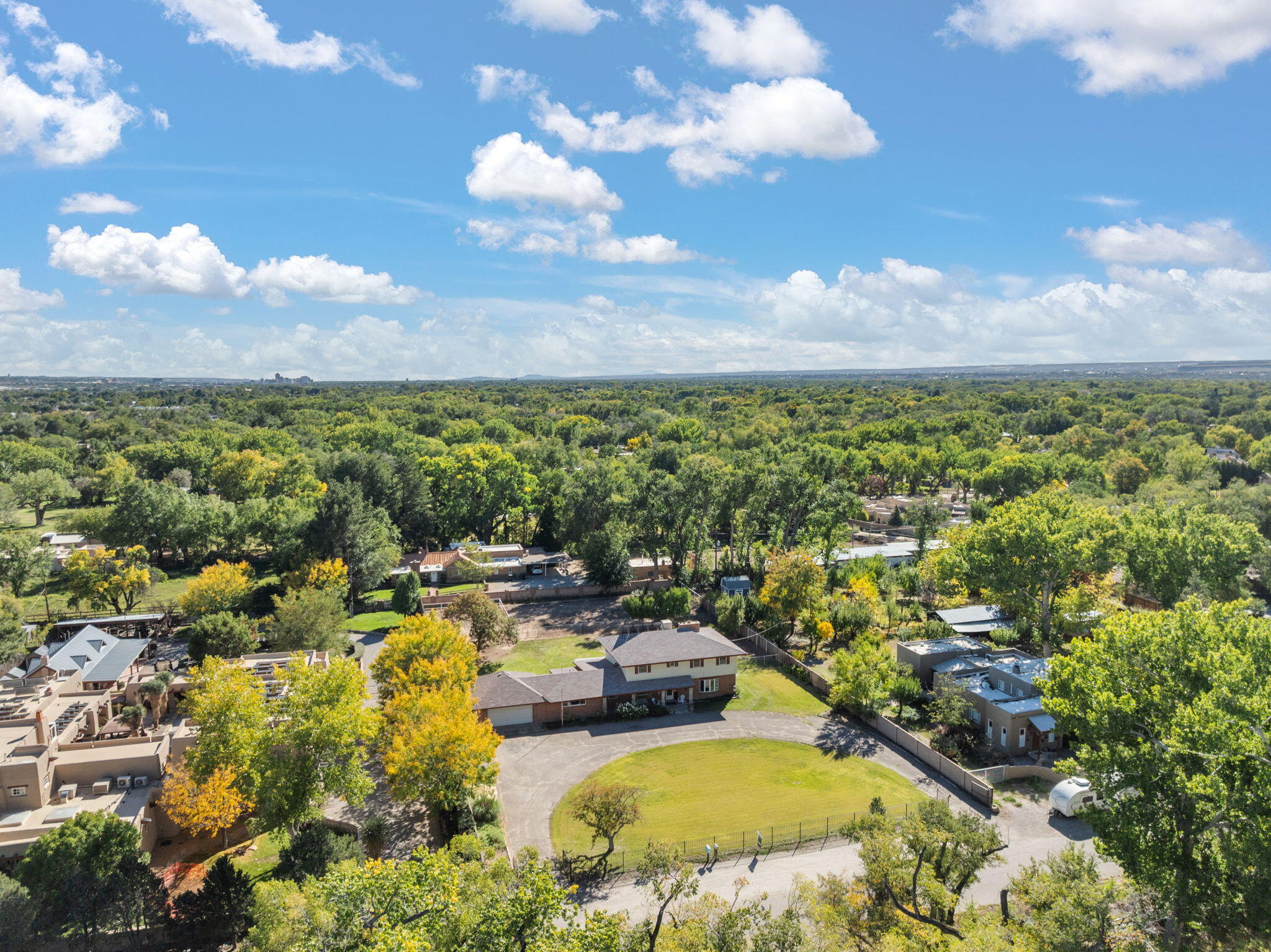 800 Pueblo Solano Road NW