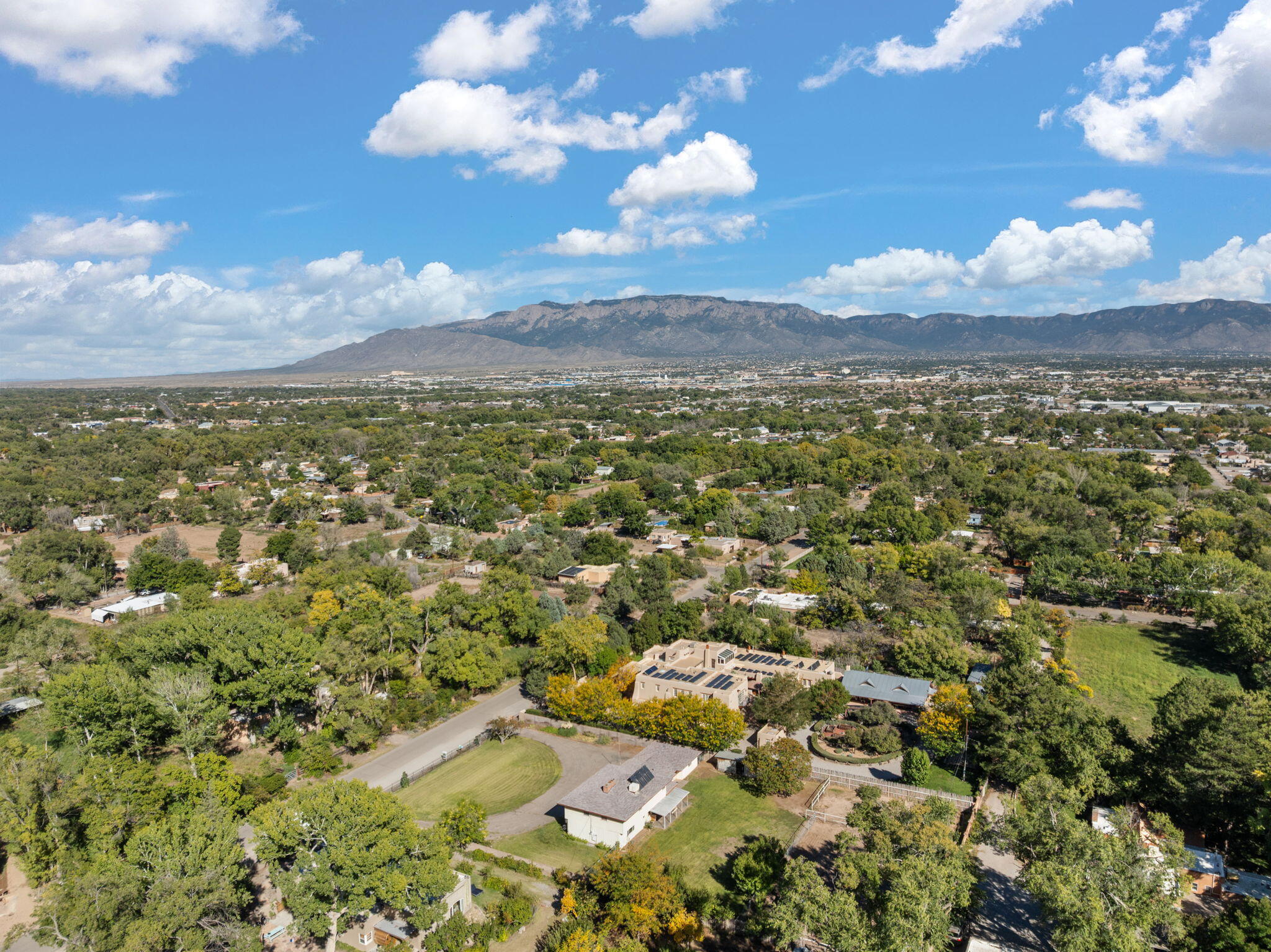 800 Pueblo Solano Road NW