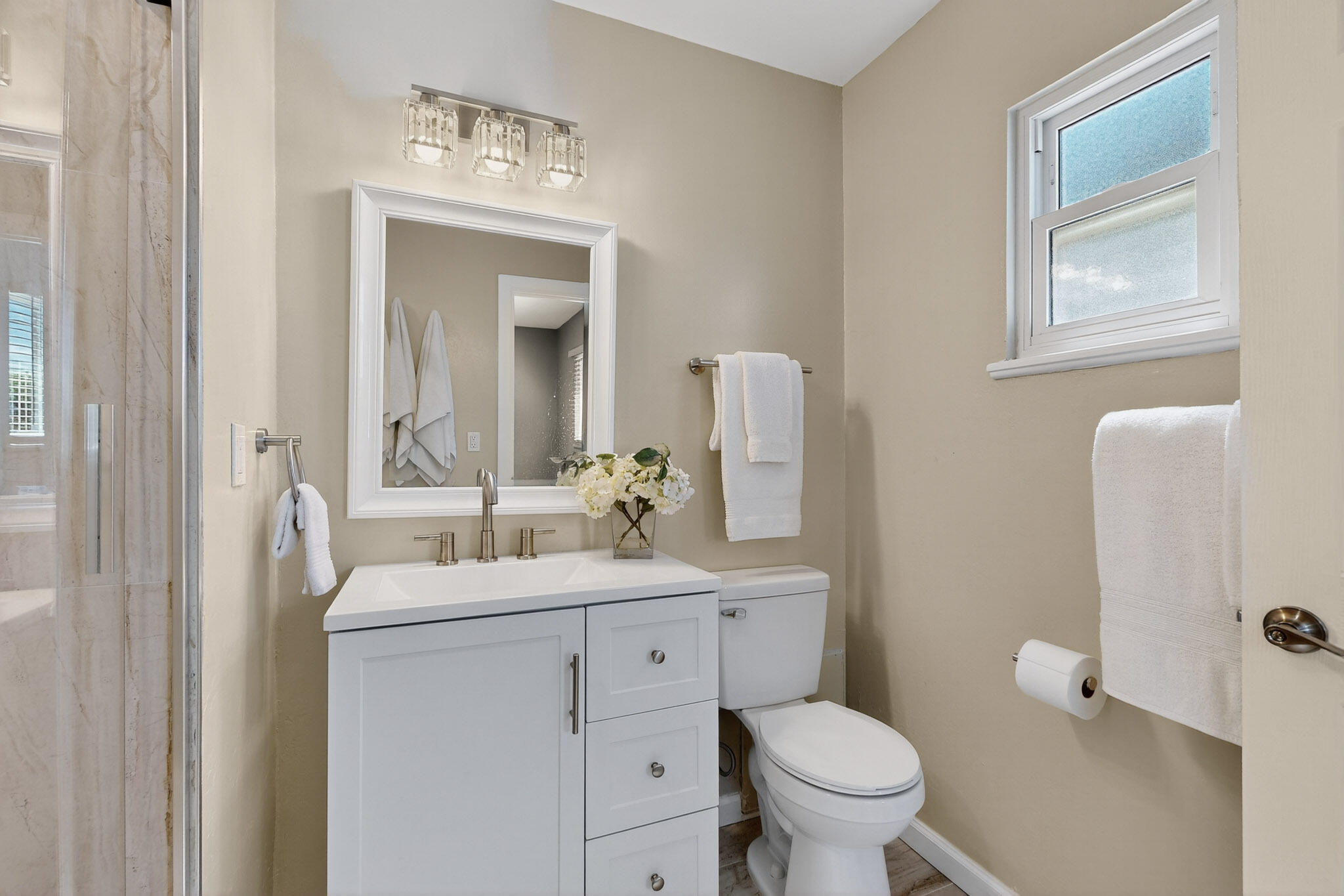 10904 BELLAMAH Avenue NE