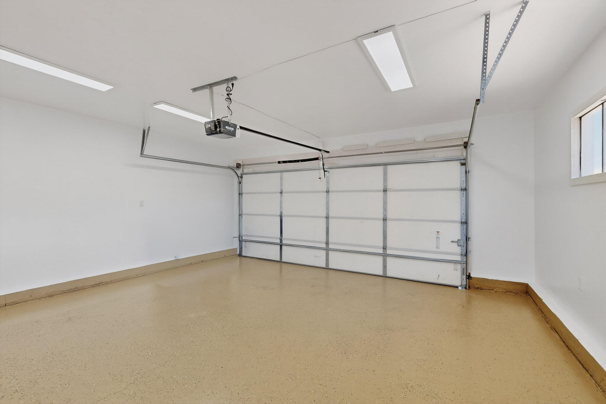 10904 BELLAMAH Avenue NE