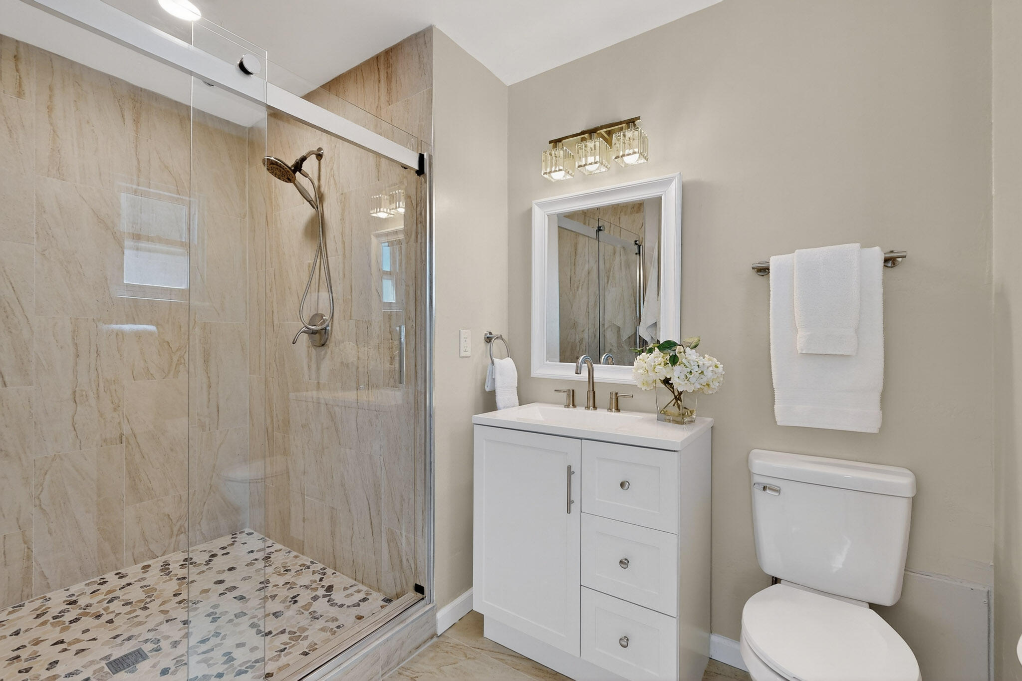 10904 BELLAMAH Avenue NE