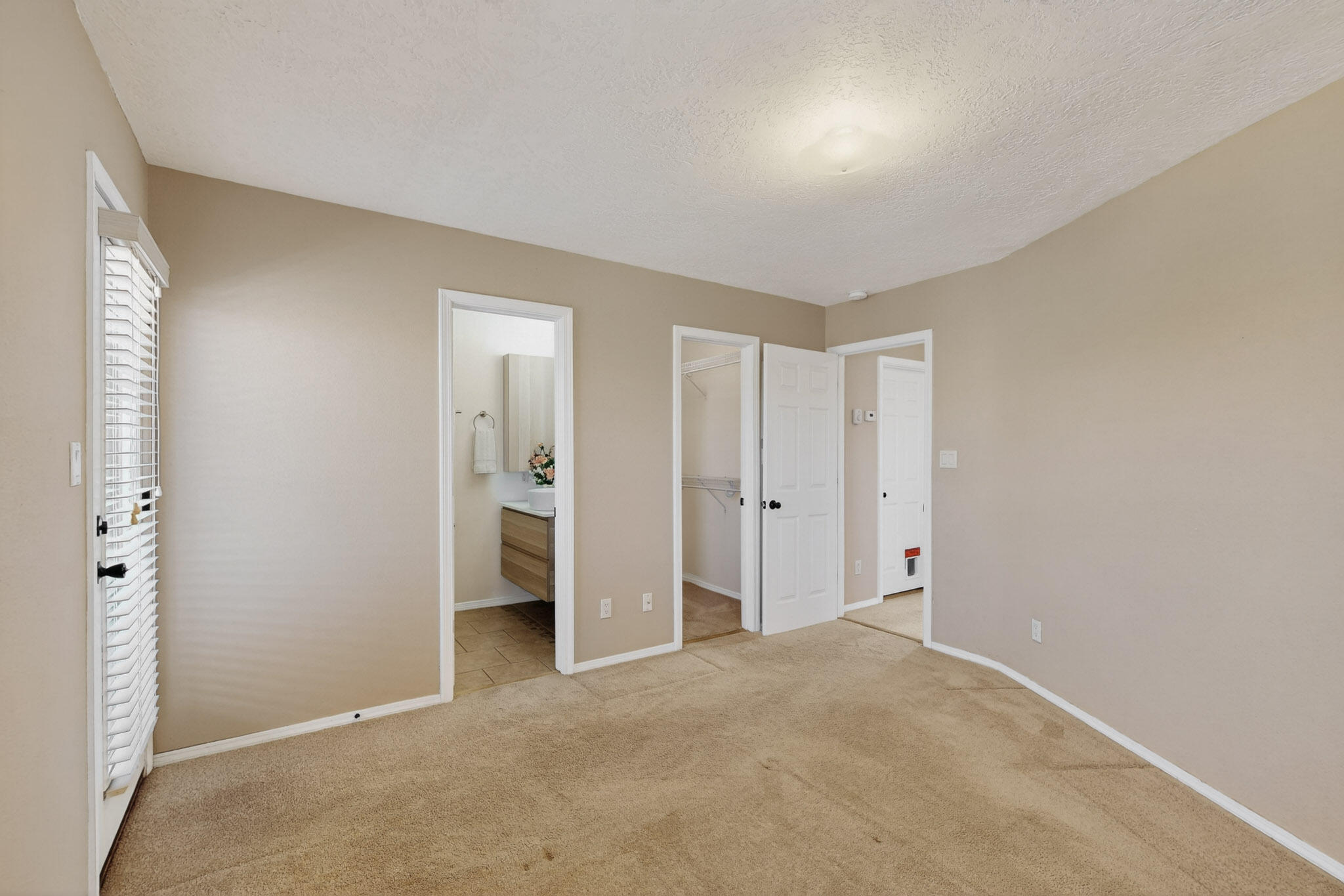 13600 SHAFFER Court SE