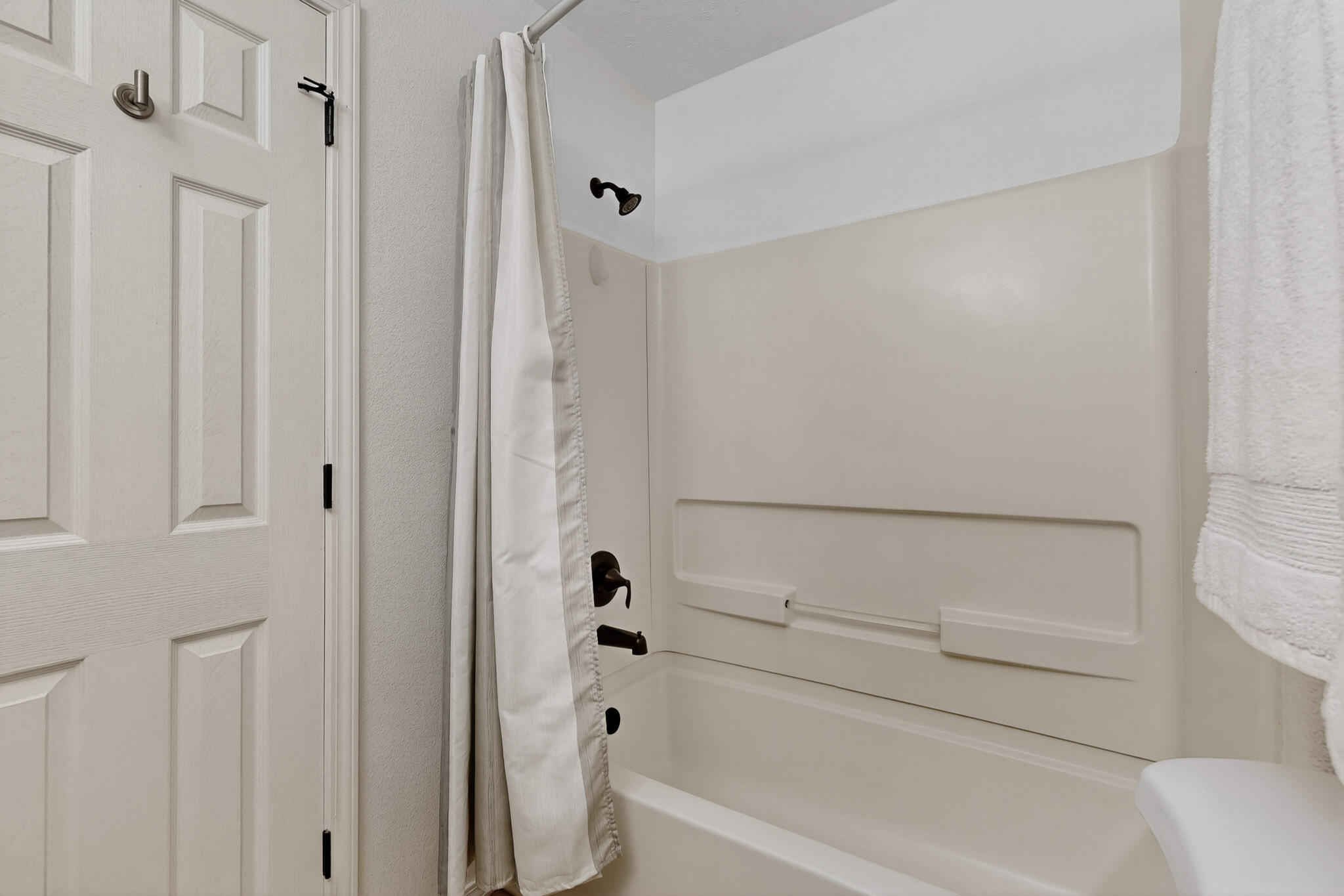 13600 SHAFFER Court SE