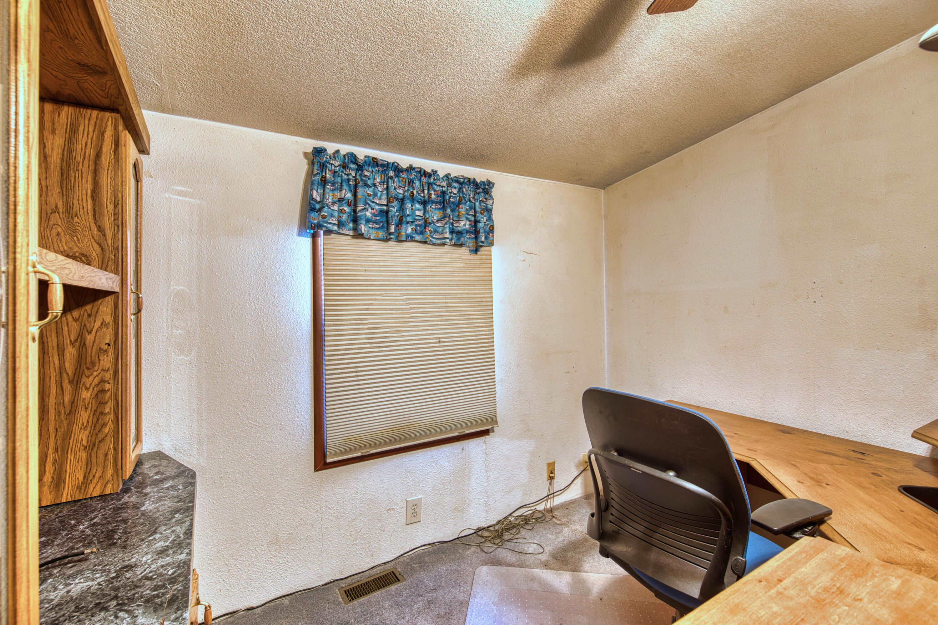 143 HOLLI Loop