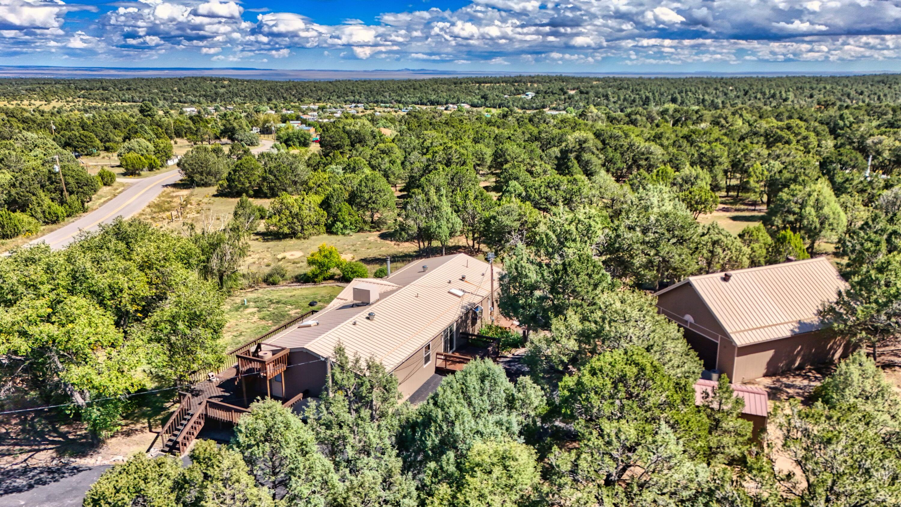 143 HOLLI Loop