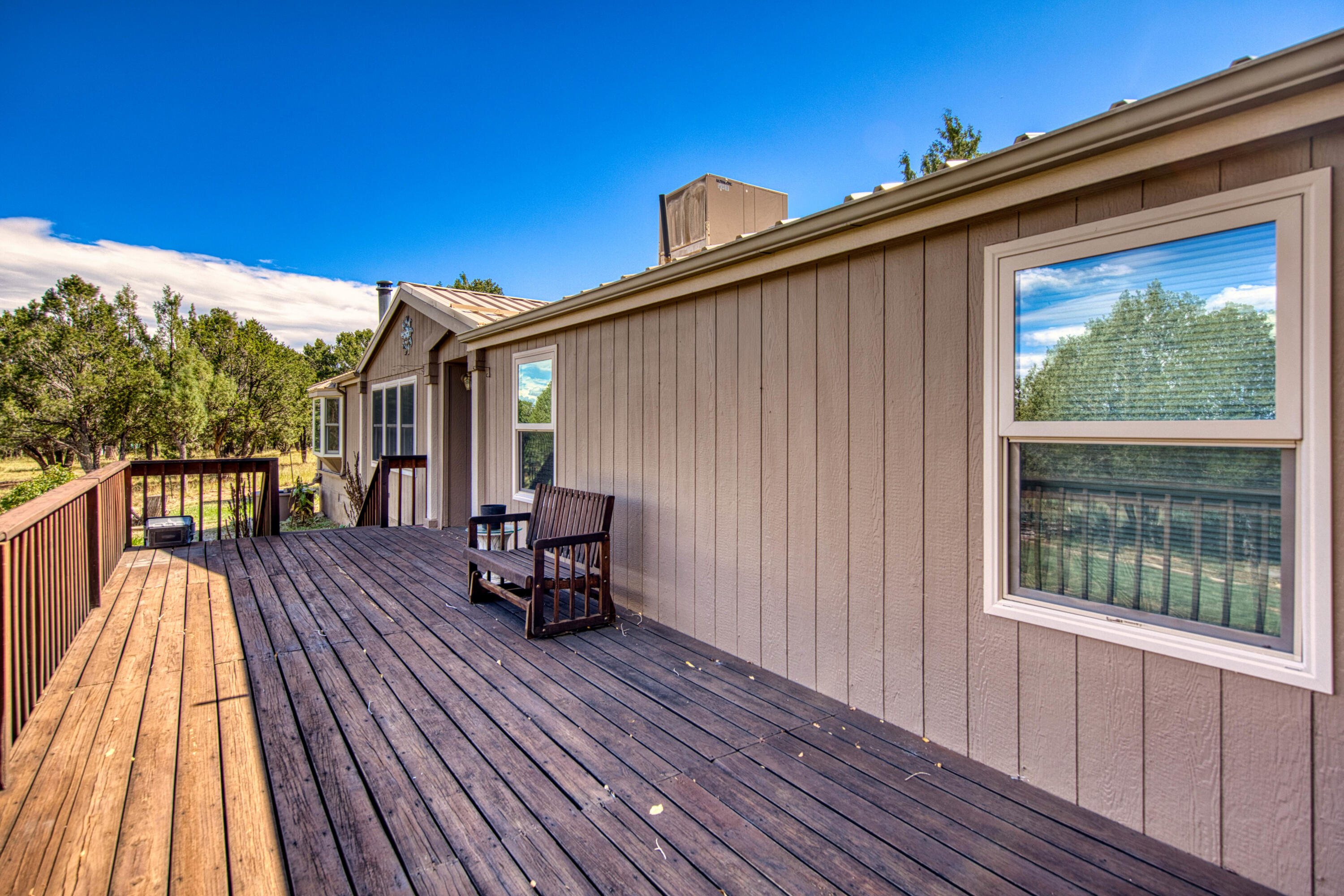 143 HOLLI Loop