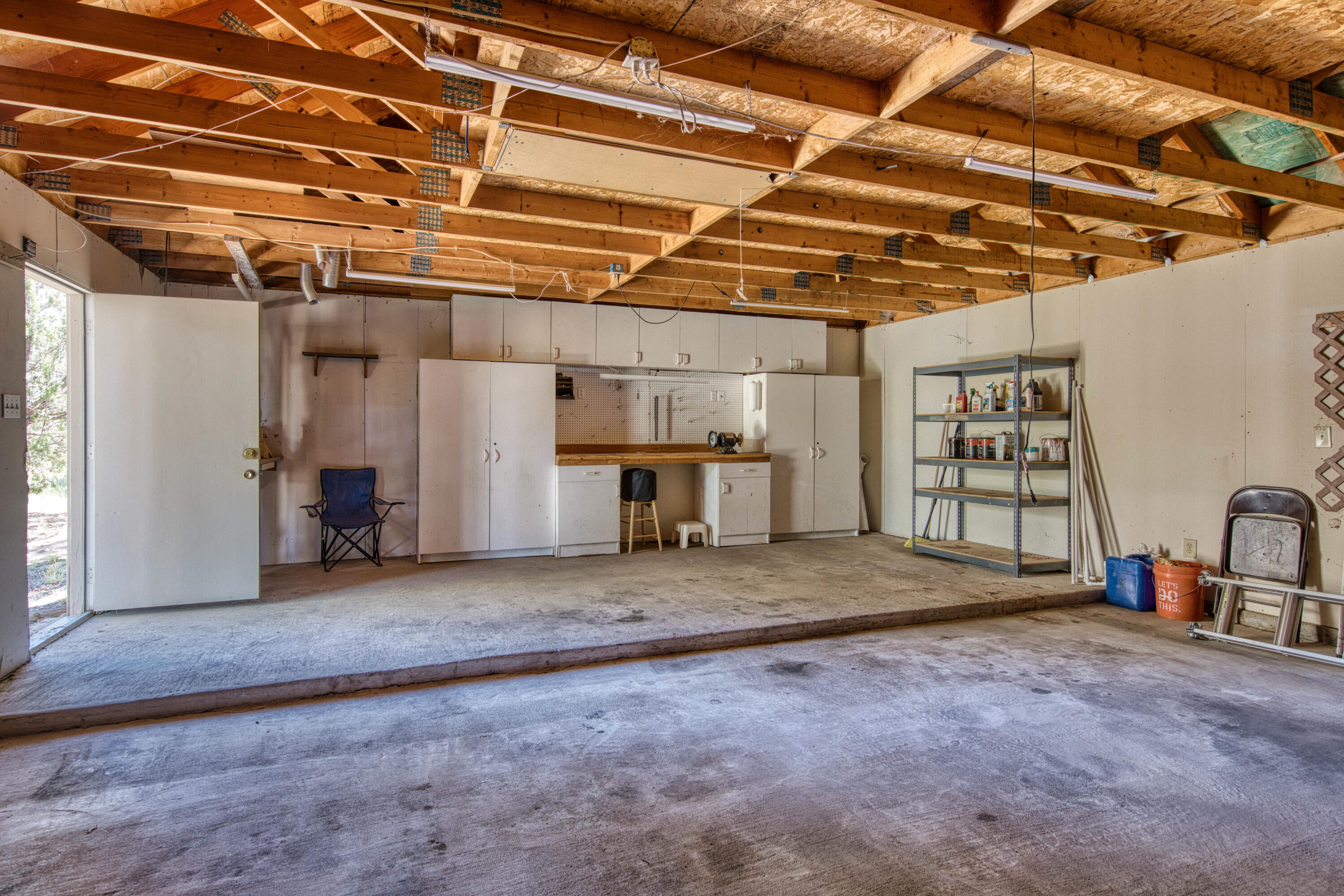 143 HOLLI Loop