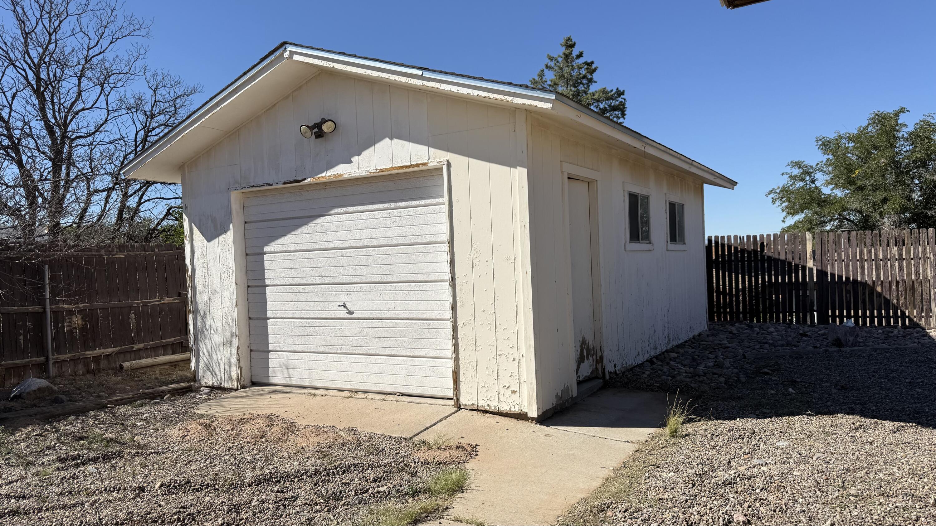 1209 Lewis Drive