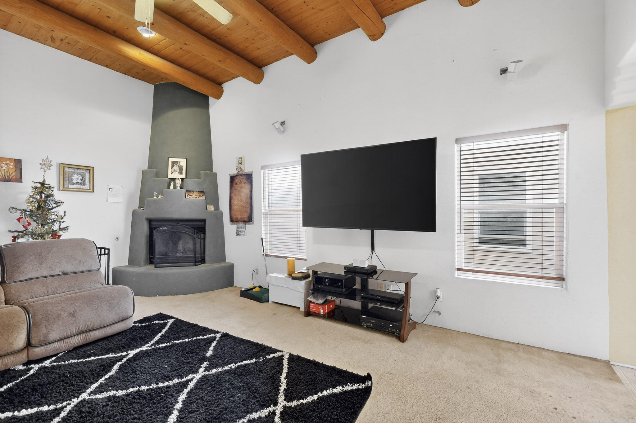 4115 Arapahoe Avenue NW