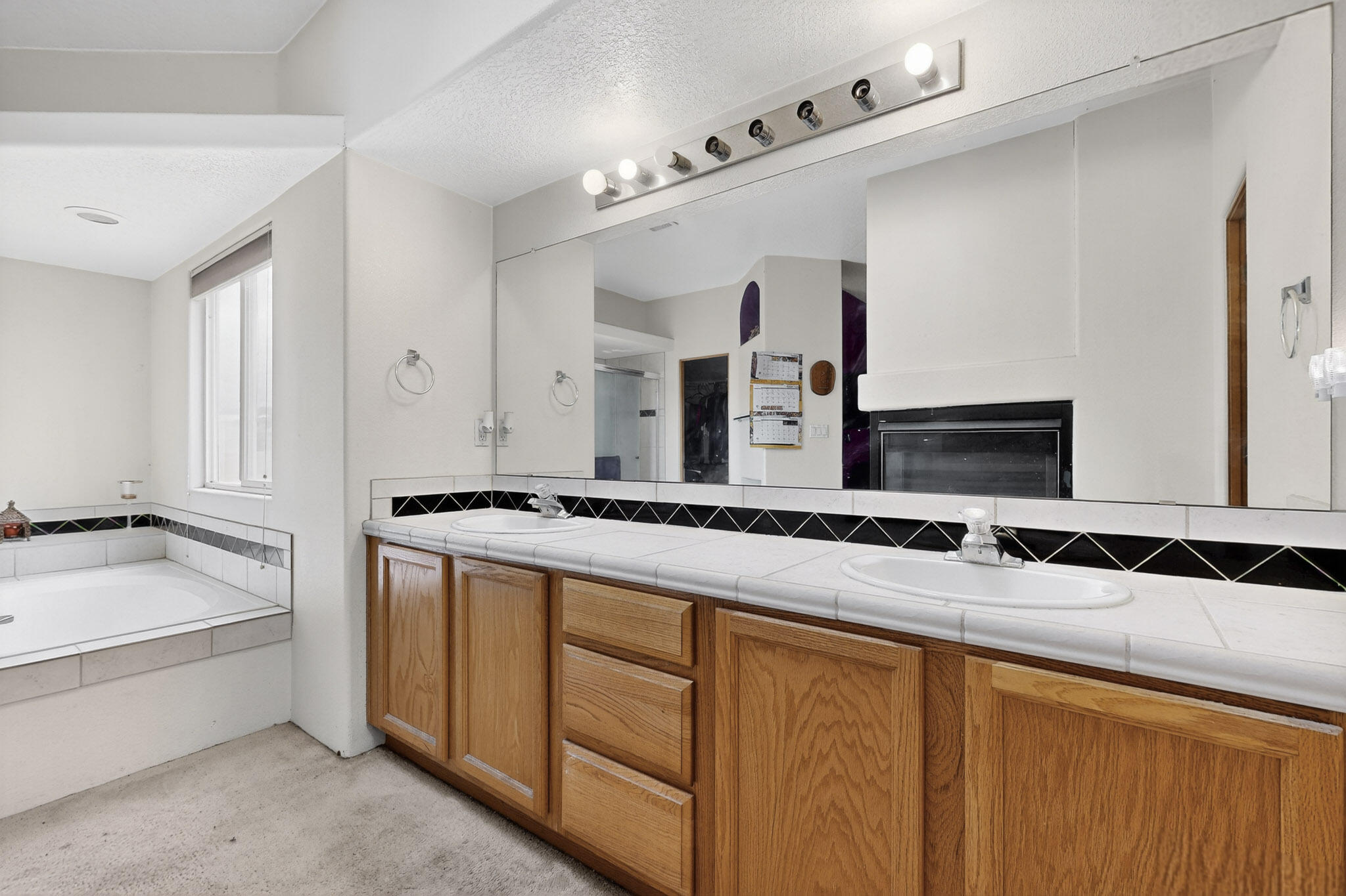 4115 Arapahoe Avenue NW