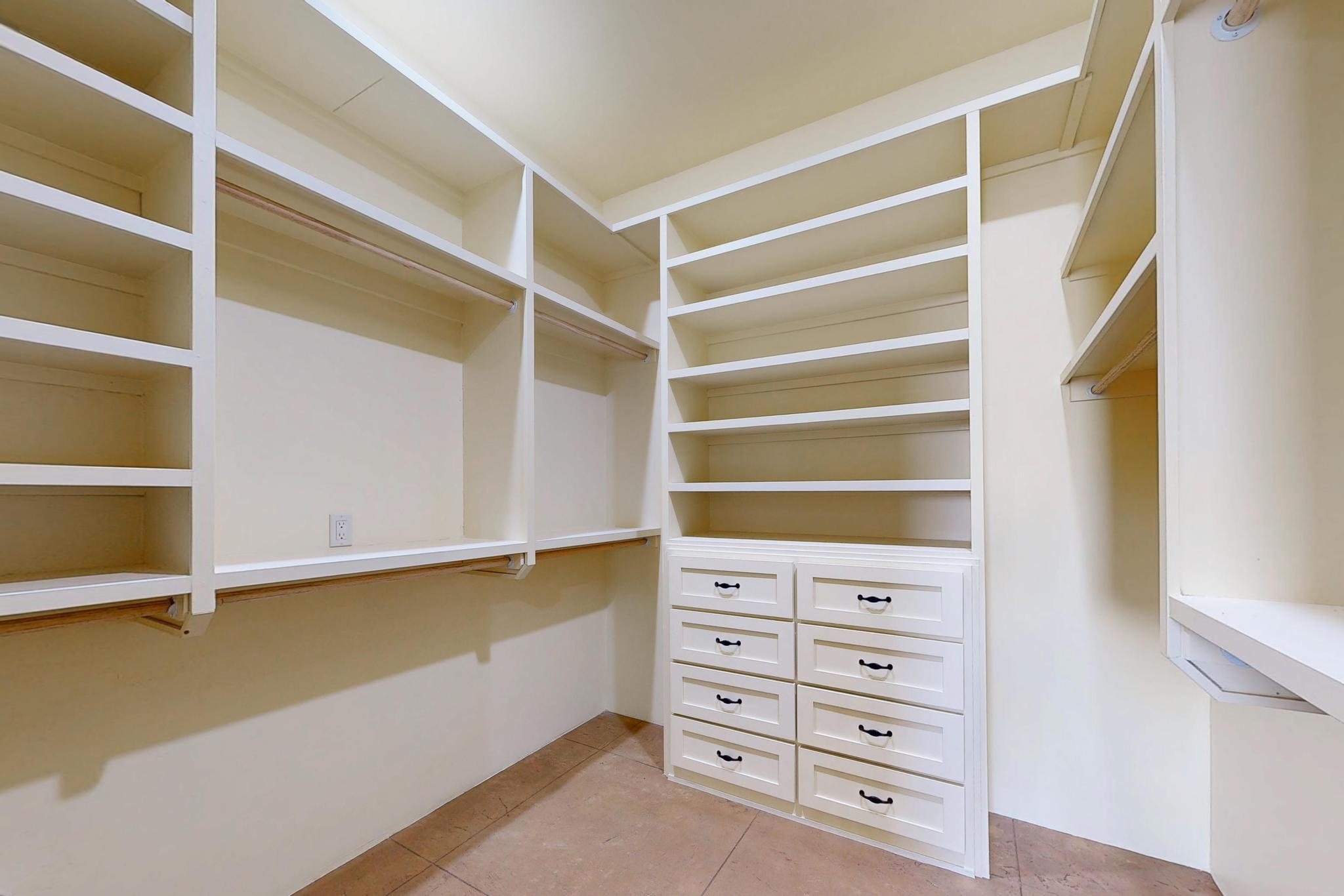 6224 CAMINO ALTO Court NW