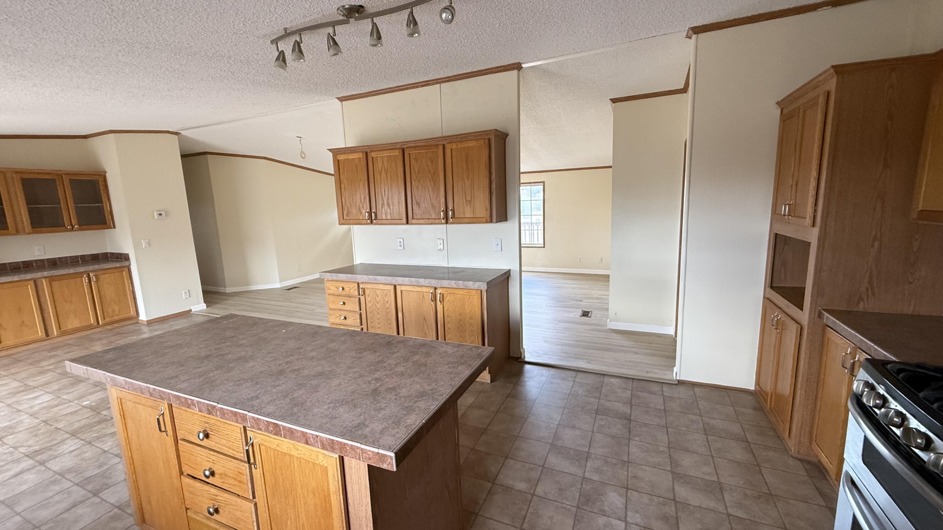 1103 Evergreen Drive