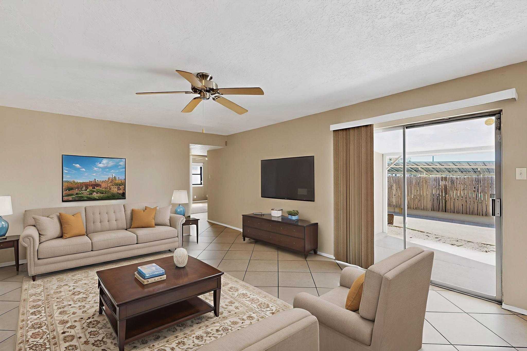 8228 RUIDOSO Road NE