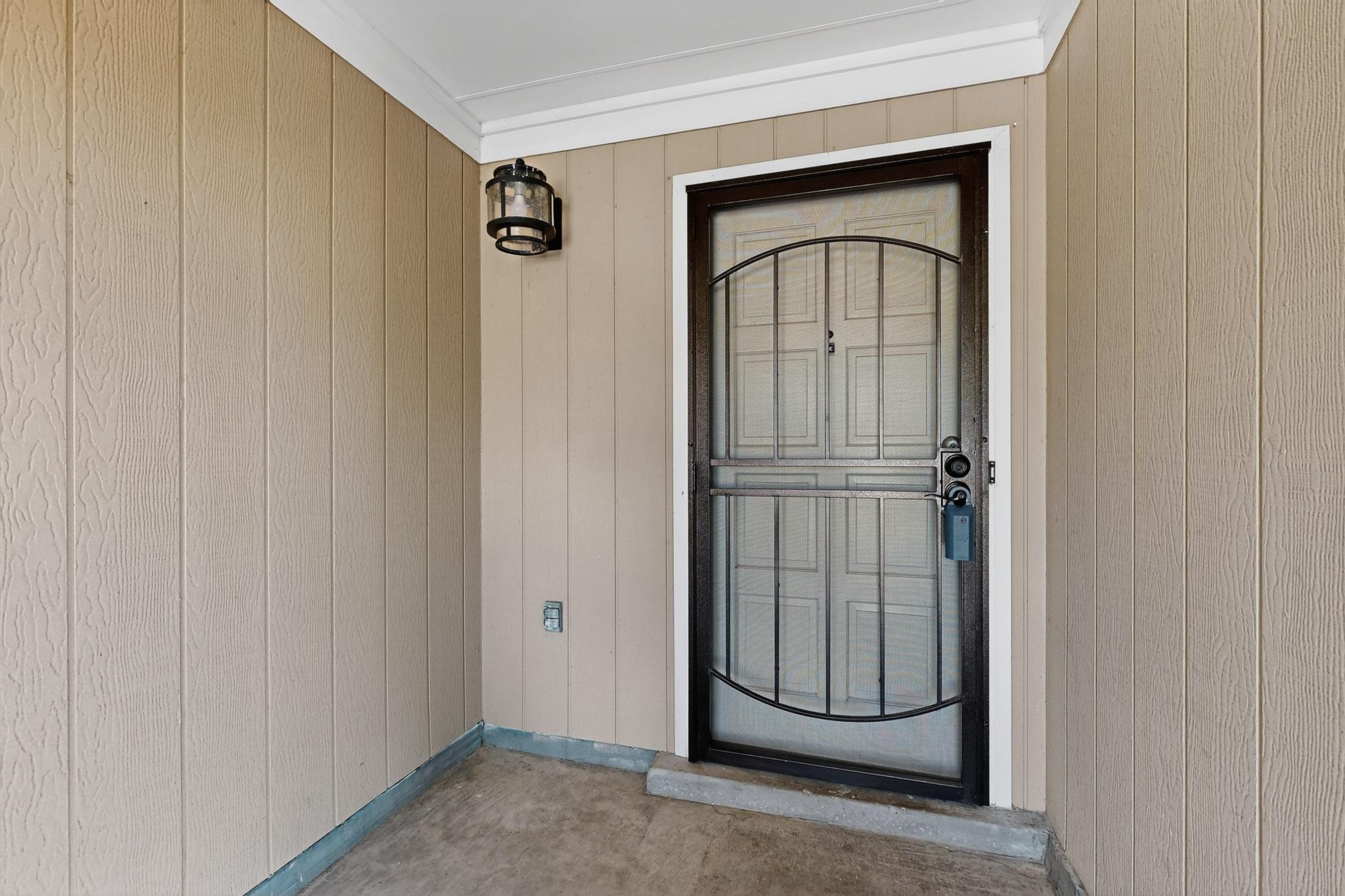 8228 RUIDOSO Road NE