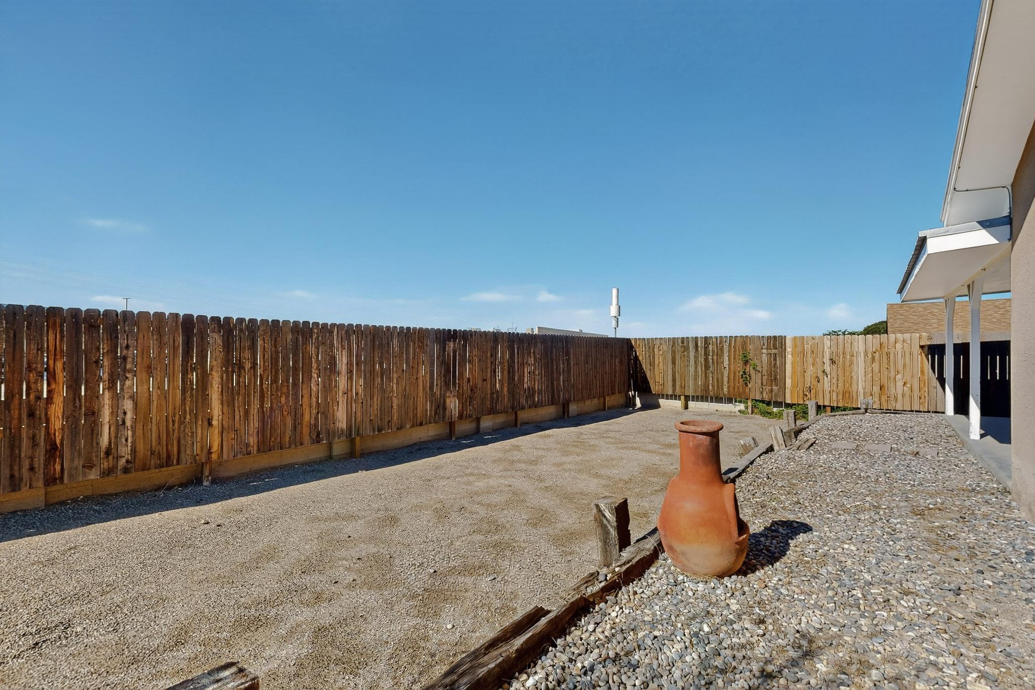 8228 RUIDOSO Road NE