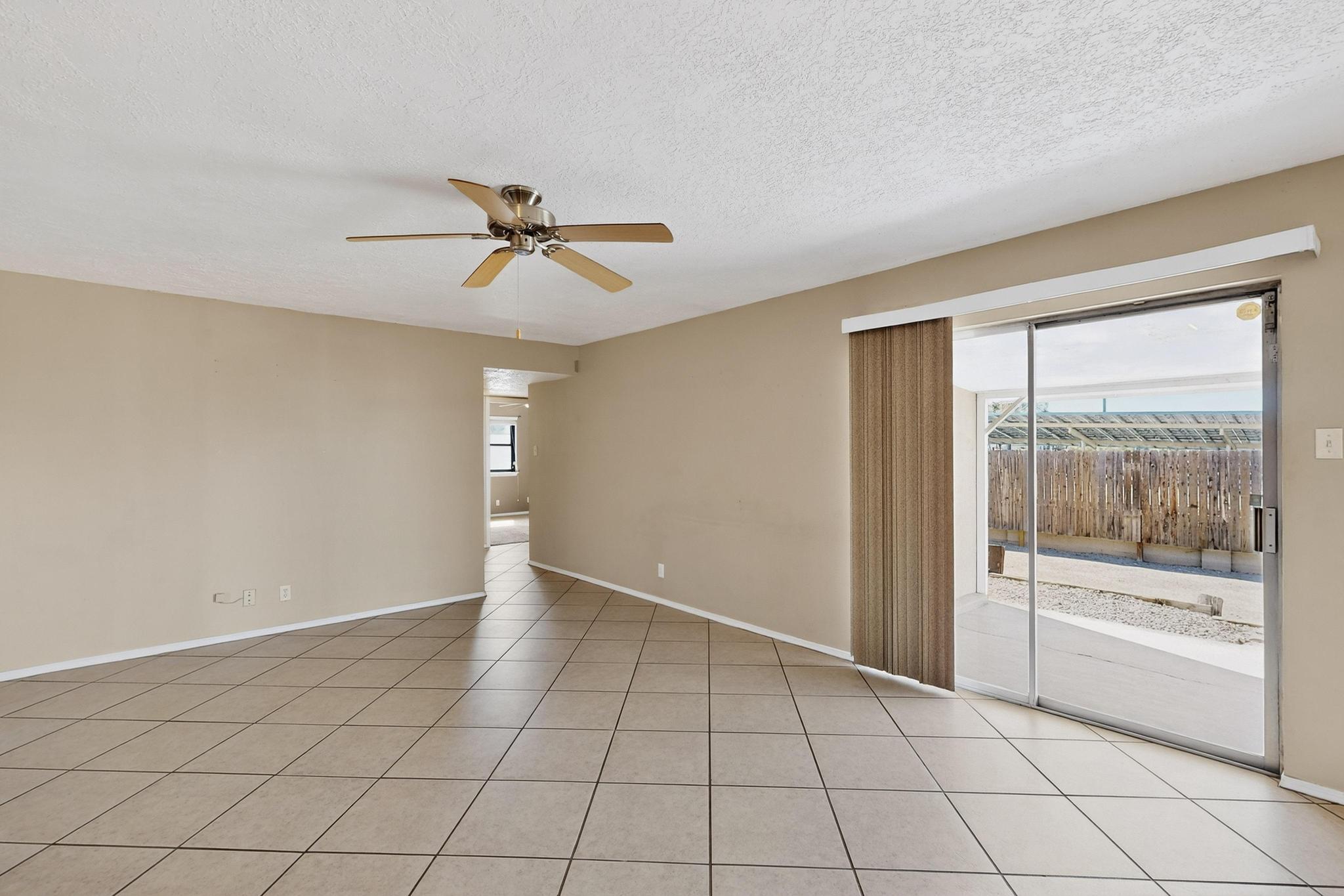 8228 RUIDOSO Road NE