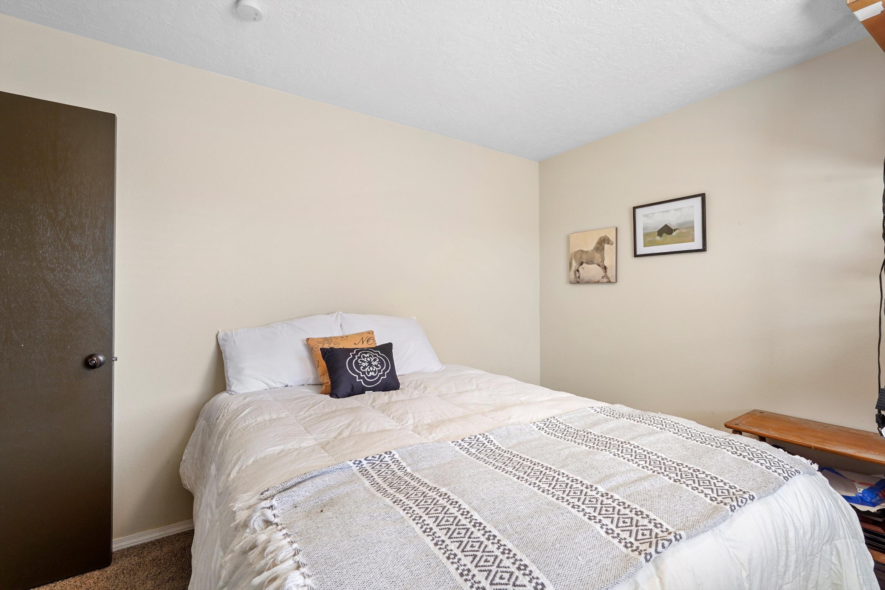 305 Summer Winds Drive SE