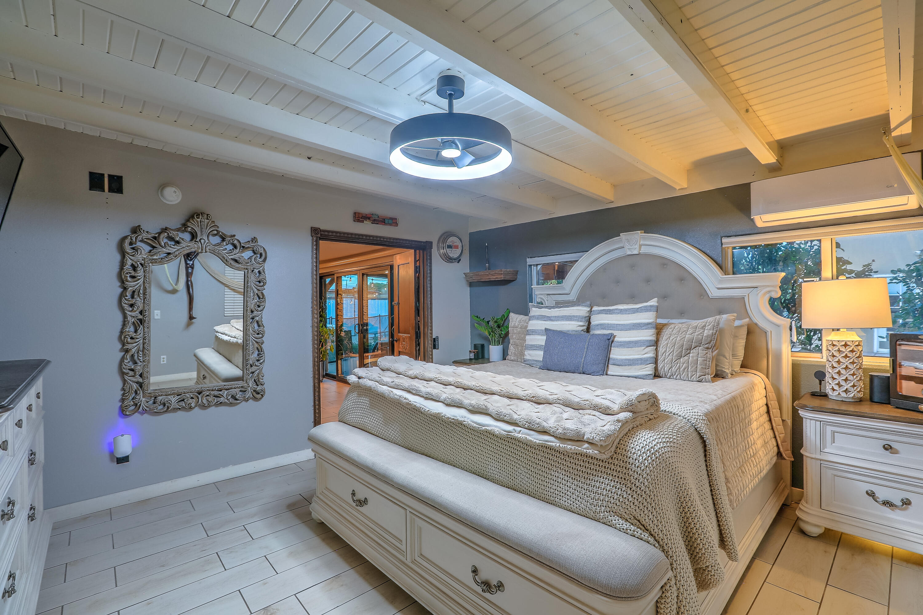 6616 TIERRA Drive NW